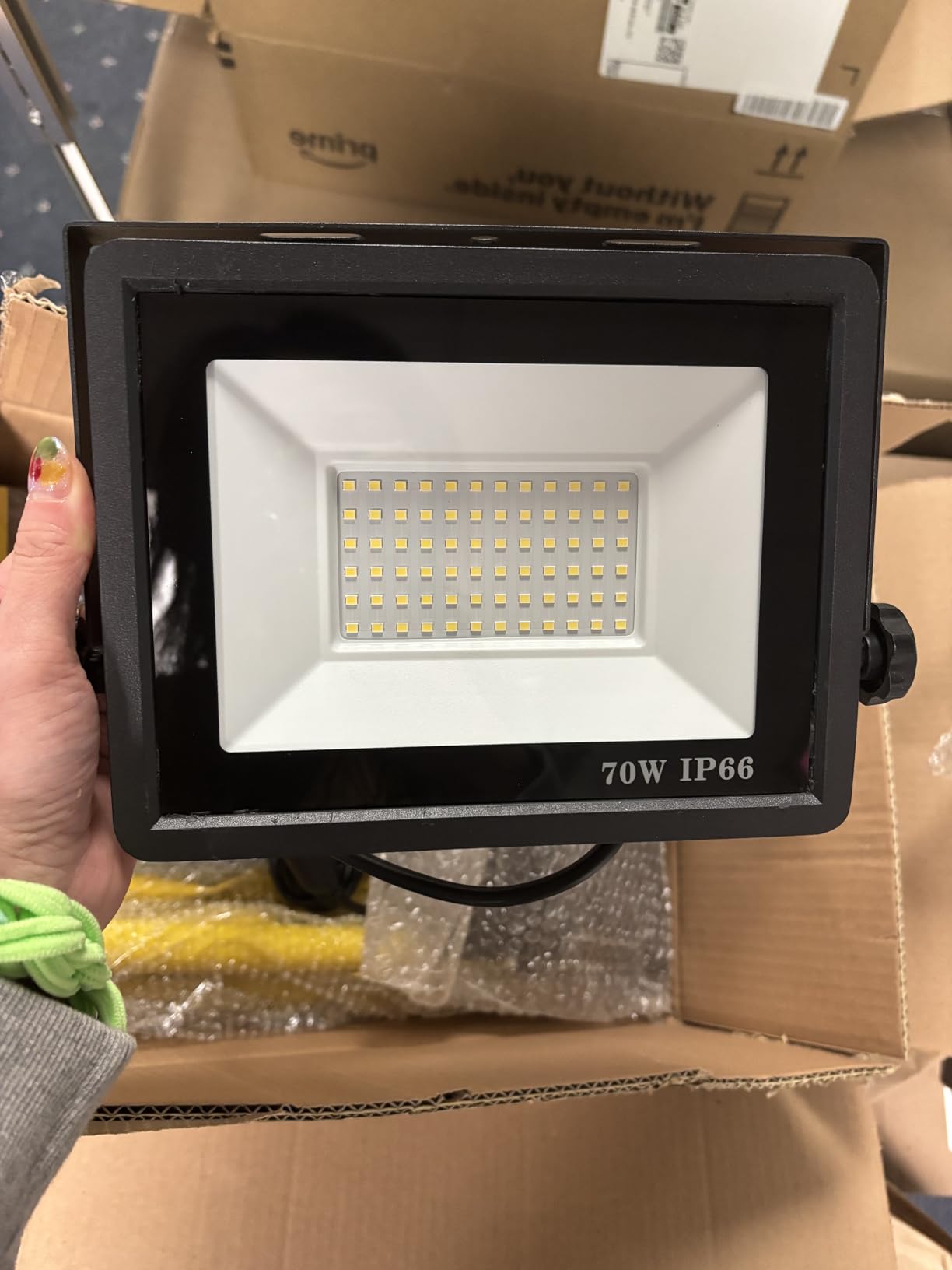 21000 LM LED Work Light with Stand, 3-Head Adjustable Portable Tripod Light with Individual Switches, IP66 Waterproof, 16.4FT Cord for Garage Workshop Job Site Construction Indoor Outdoor Lighting customer photo 1