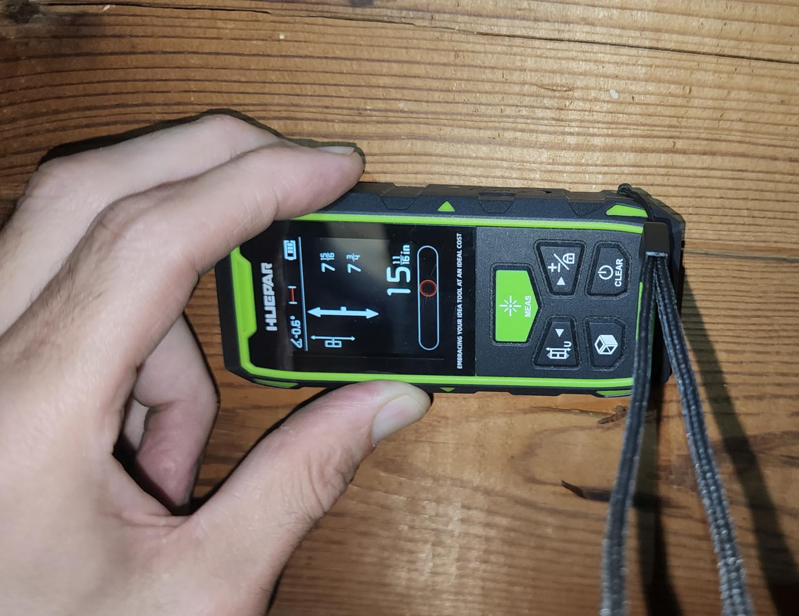 Huepar Dual Laser Measuring Tool, 393Ft Green-Beam Bilateral Digital Laser Distance Measure 6 Units Ft/in/M, Rechargeable Laser Measurement Tool -Backlit LCD Display, Length/Area/Volume/Angle Sensor customer photo 2