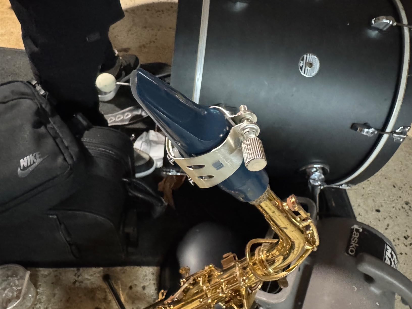Saxophone Hard Rubber Mouthpiece Metal Ligature with Ligature Cap - Sandblast Silver, Alto MPC customer photo 1