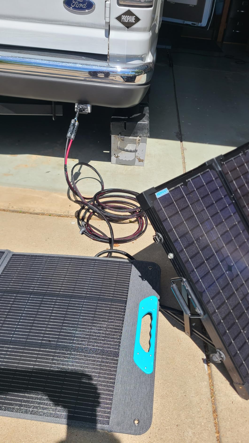 Renogy DC to DC Charger with MPPT 12V 40A Solar Input - 670W Dual Charging Car Battery Chargers for RV Marine Camping Compatible with LiFePO4 Gel Flooded and Sealed Lead Acid Batteries customer photo 1