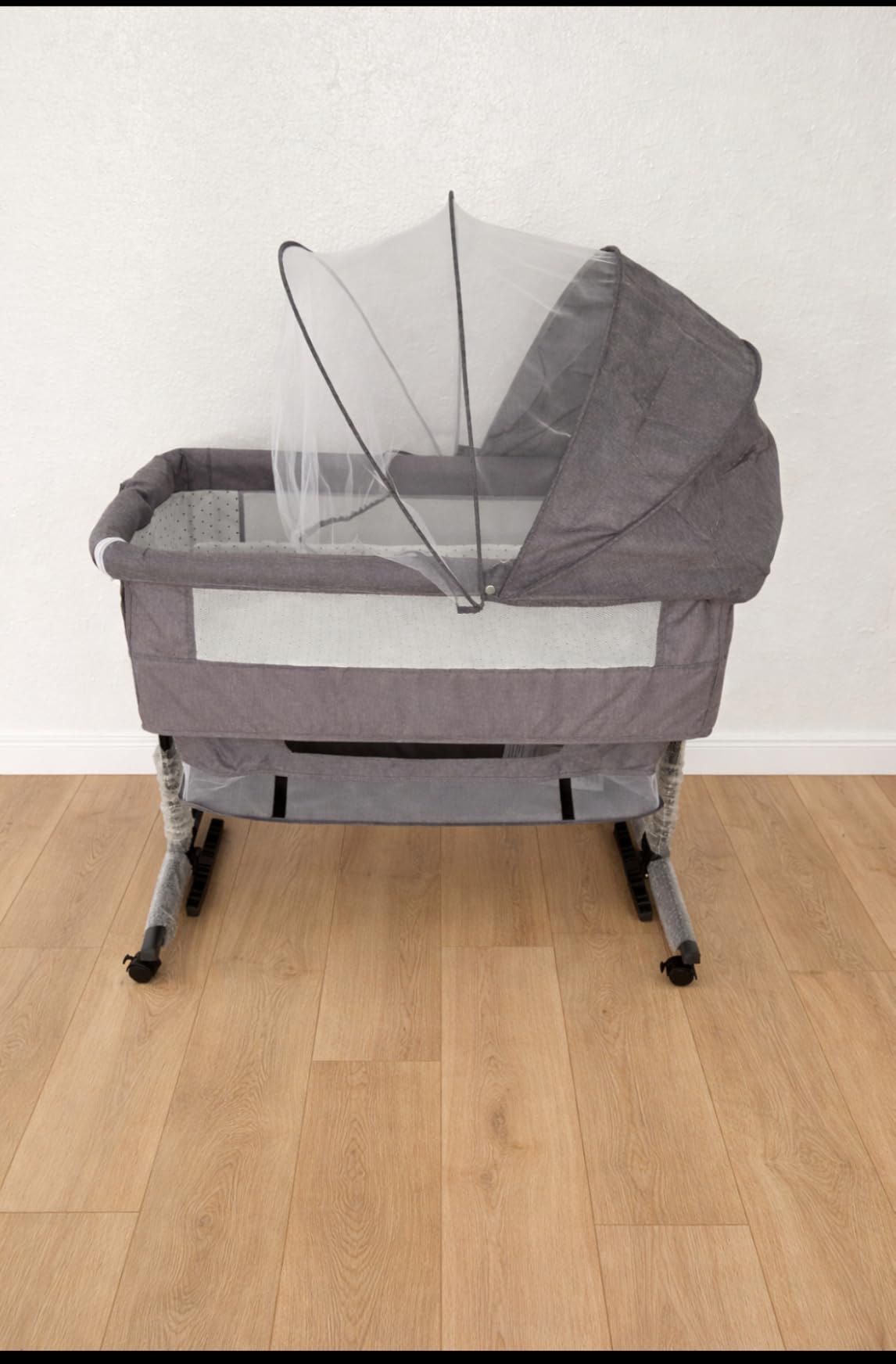 Baby Bassinet, 3 in 1 Bedside Bassinets for Baby, Bassinet Bedside Sleeper with Wheels, Adjustable Height with Rocking Mode, Breathable Mesh, Storage Basket, Easy Assemble & Folding customer photo 2