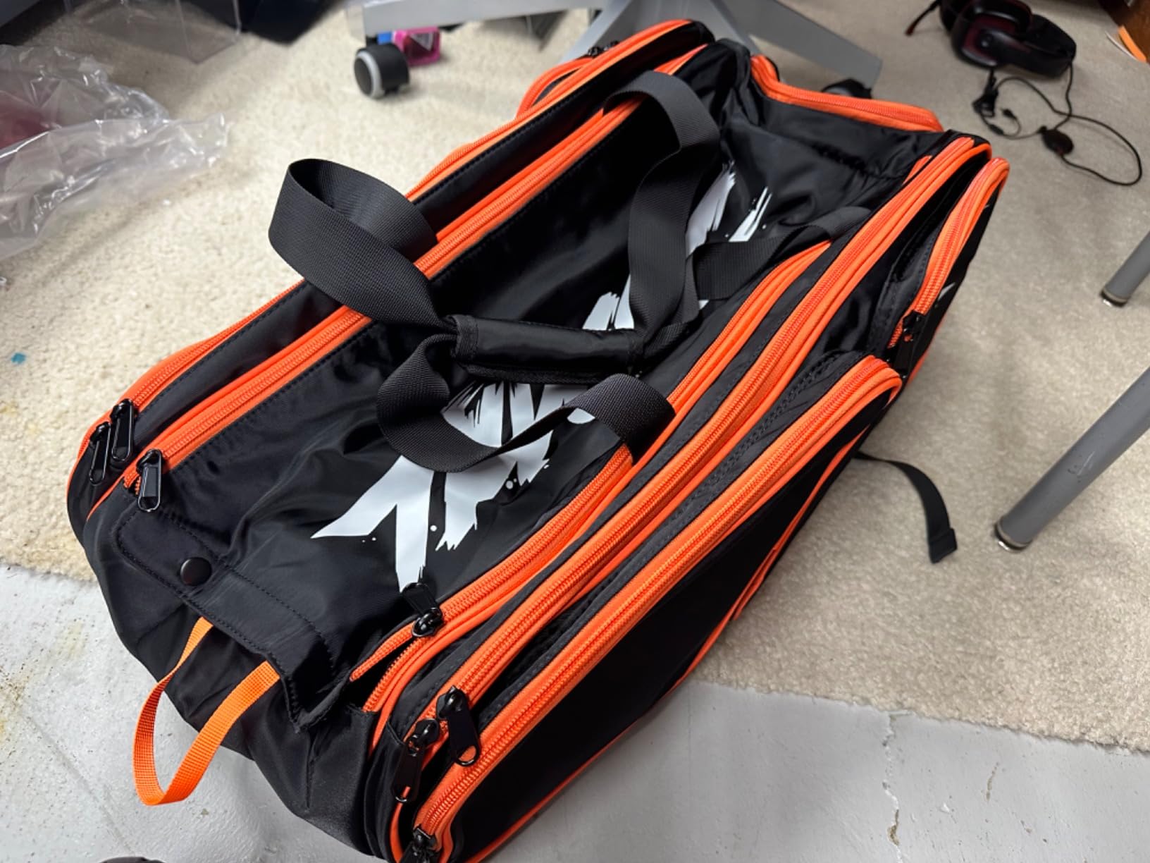 TILDOSAC Pickleball Bag - Large Paddle Bag for 4 Paddles & Accessories - Fence Hook, Extra Pockets, Shoe Compartment customer photo 2