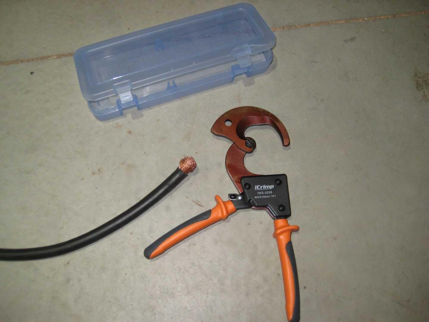 iCrimp Ratchet Cable Wire Cutter, Cuts Up to 32mm Diameter, Heavy-Duty Cable Cutter for Cutting Electrical Aluminum Copper and Multi-core Cables IWS-325S customer photo 1