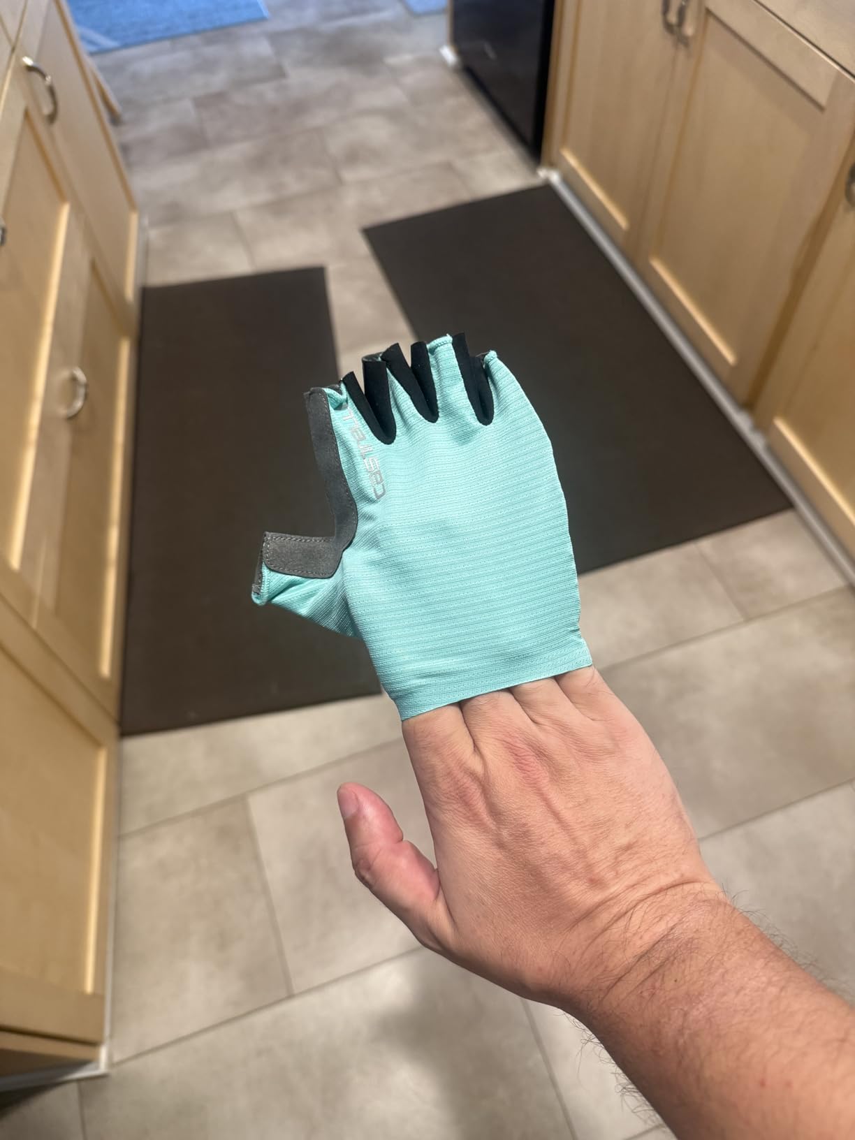 CASTELLI Men's Espresso Glove, Short-Finger Cycling Gloves with Padding & UPF Protection for Road & Gravel Biking customer photo 2