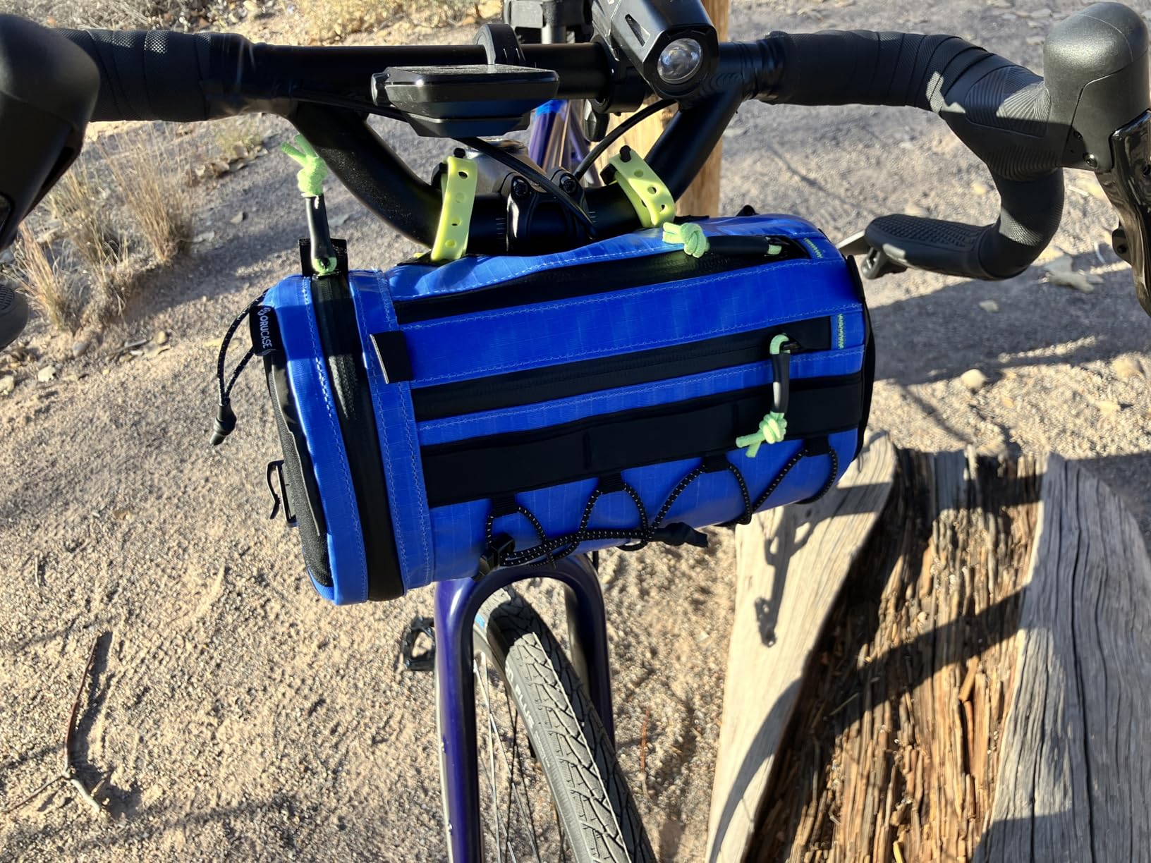 ORUCASE Smuggler HC Handlebar Bag - Premium Bike Handlebar Storage for Road, Gravel & MTB - Waterproof Recycled TPU Ripstop, Insulated, High-Structure Bar Bag - 3L - Black customer photo 1