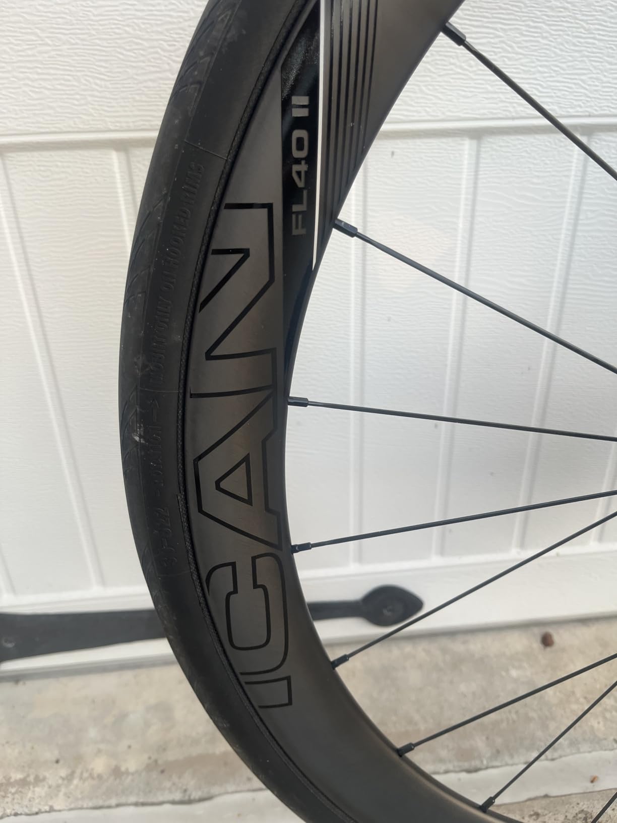 ICAN FL40/50 Max 1347g/1370g/1395g Carbon Disc Road Bike Wheelset 23mm Inner Width 700C 36T Ratchet System Hub customer photo 2