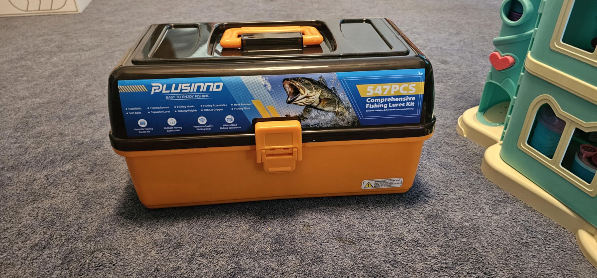 PLUSINNO Large 4-Layer Tackle Box with Tackle Included, 547Pcs Fishing Lures Kit - Pliers, Crankbait, Hooks, Weights & Accessories - Freshwater Bass Fishing Bait Lure Gear customer photo 1