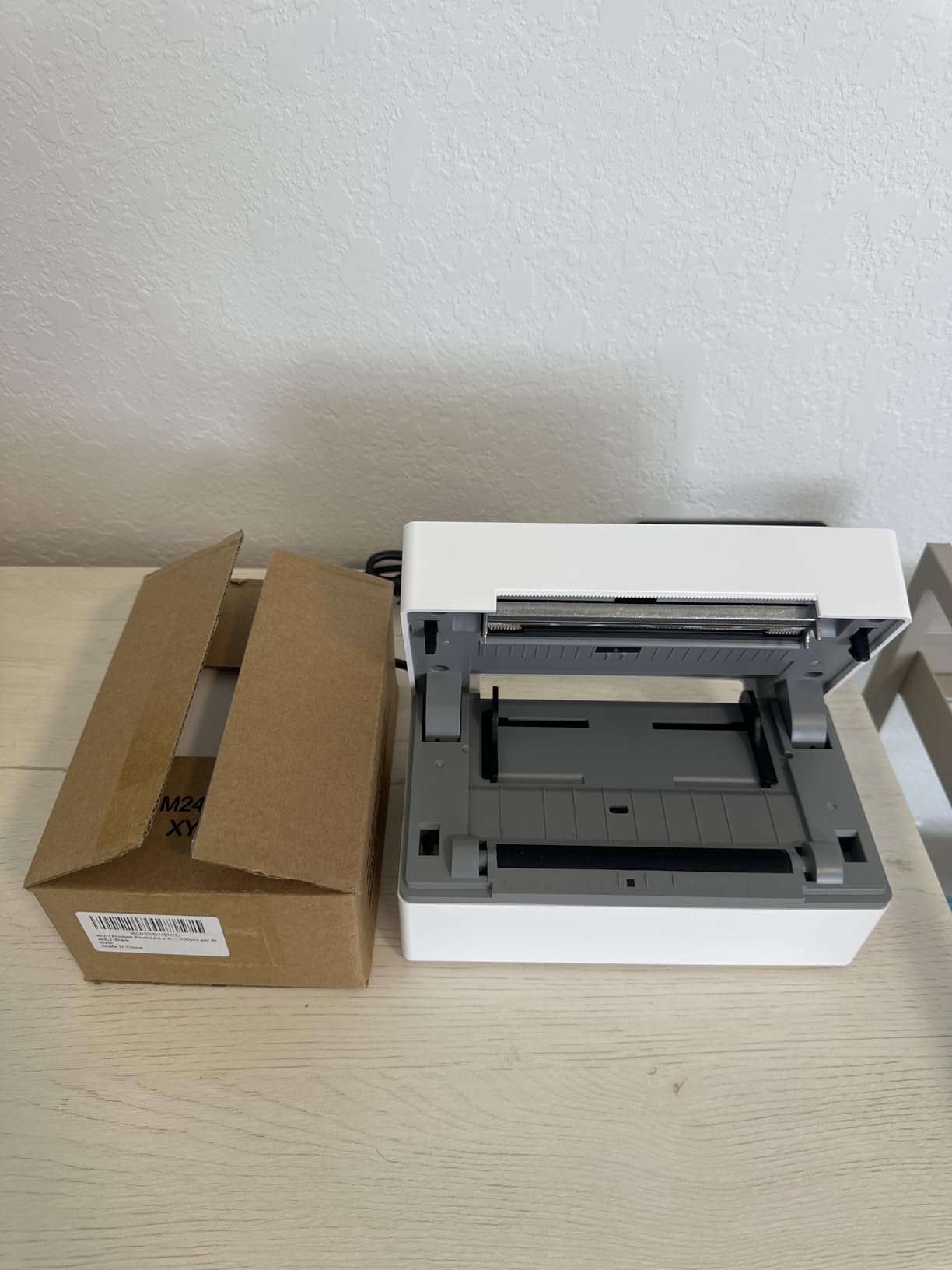 KNAON Bluetooth Thermal Shipping Label Printer, 4x6 Portable Thermal Address Label Printer for Small Business, Compatible with iPhone, Android, Windows, Mac - Works with Etsy Shopify USPS & More, White customer photo 1