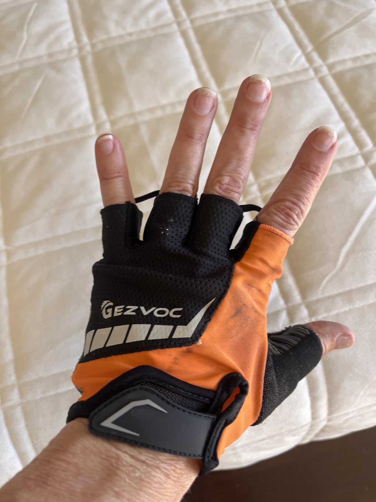 Cycling Gloves with Shock-Absorbing Pad, Extra Grip, Flexible Fit, Light Weight, Breathable for Men and Women Mountain Biking customer photo 2