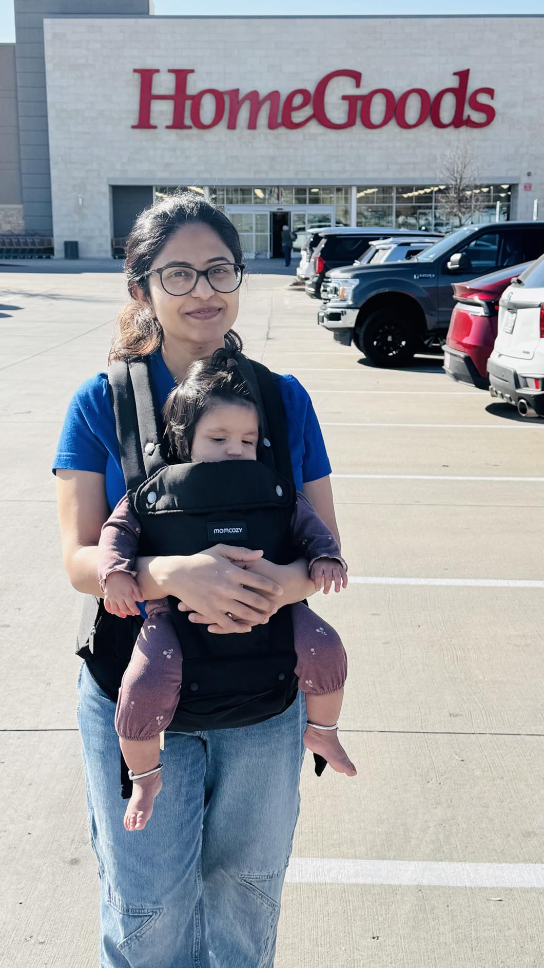 Momcozy Baby Carrier with Hip Seat, 2-in-1 Forward-Facing Carry for Long Walks, Detachable Hands-Free Infant Carrier up to 44lbs, All Seasons, Black customer photo 1