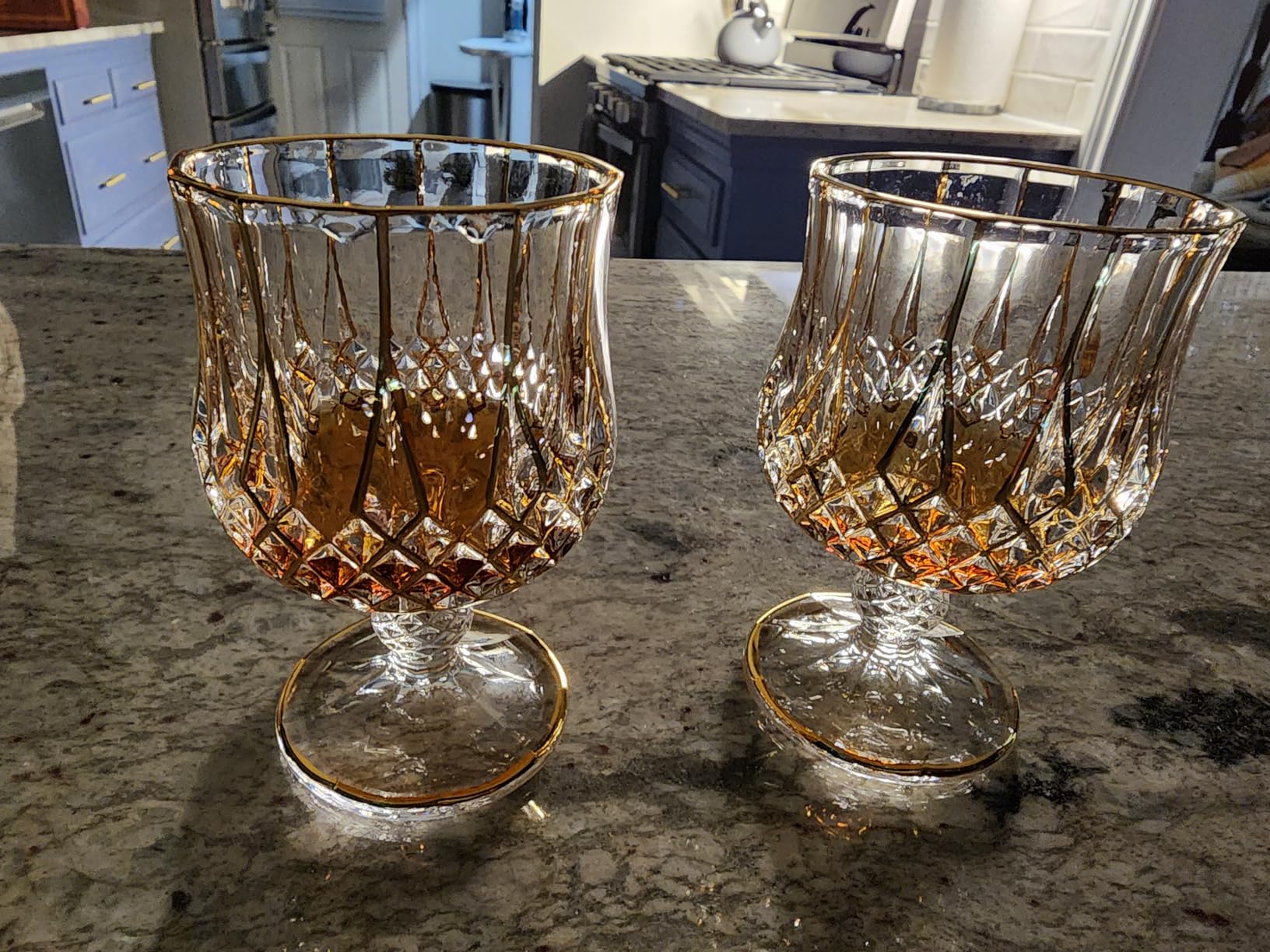 GLASKEY 22oz Large Brandy Snifter Glasses Set of 2, Crystal Cognac Glasses for Cognac, Brandy, Whiskey, Dishwasher Safe, Perfect for Home, Restaurants and Party customer photo 2