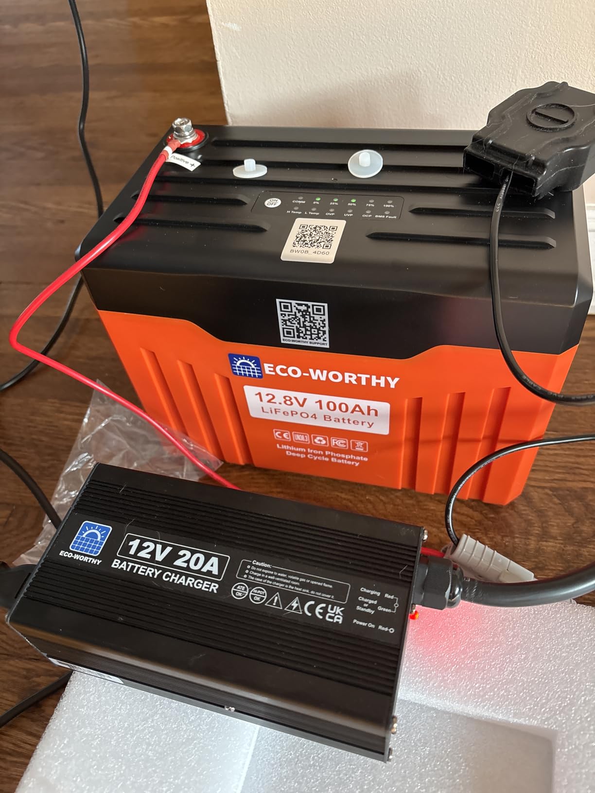 ECO-WORTHY 12V 100AH LiFePO4 Lithium Battery with SOC Display, Upgrade 2.0 with built-in Bluetooth, 100A BMS with Low-Temp Protection, Suitable for RV, Camping, Solar Off-Grid trolling motor customer photo 1