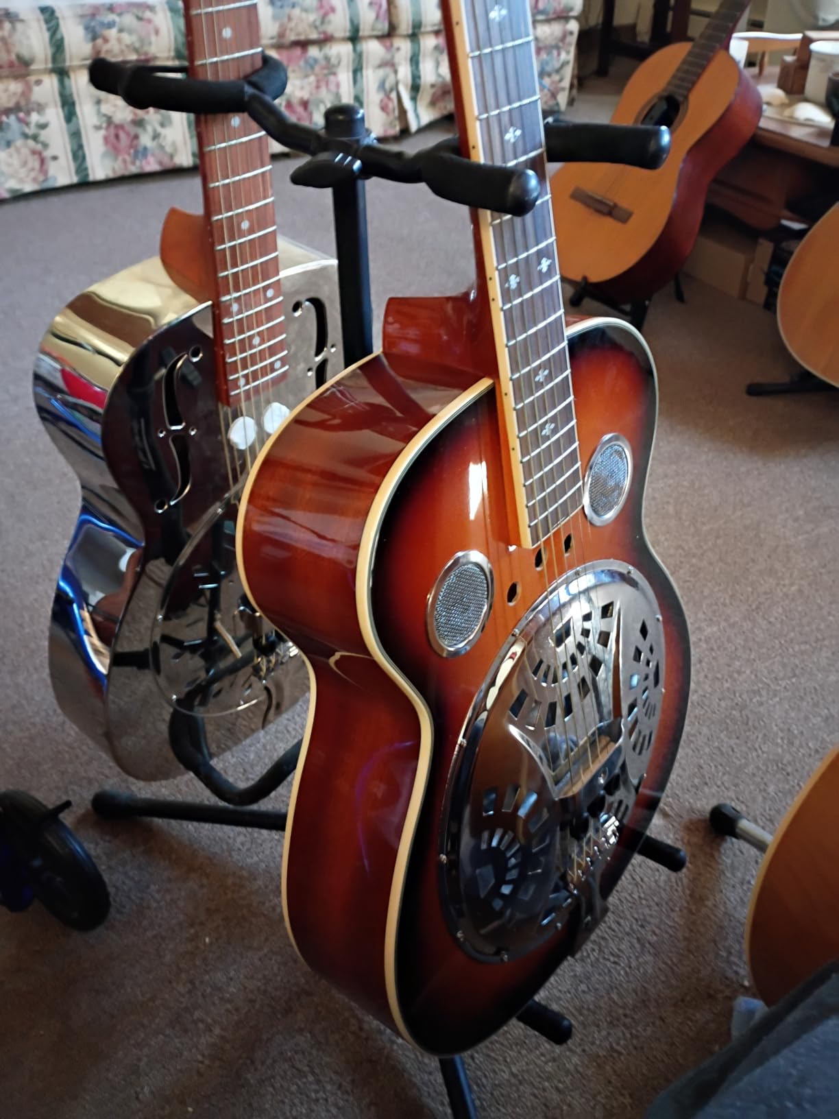 40-Inch Resonator Guitar with Spruce Top & Sapele Body - Tiger Flame Finish, Okoume Neck, Rosewood Fingerboard customer photo 2