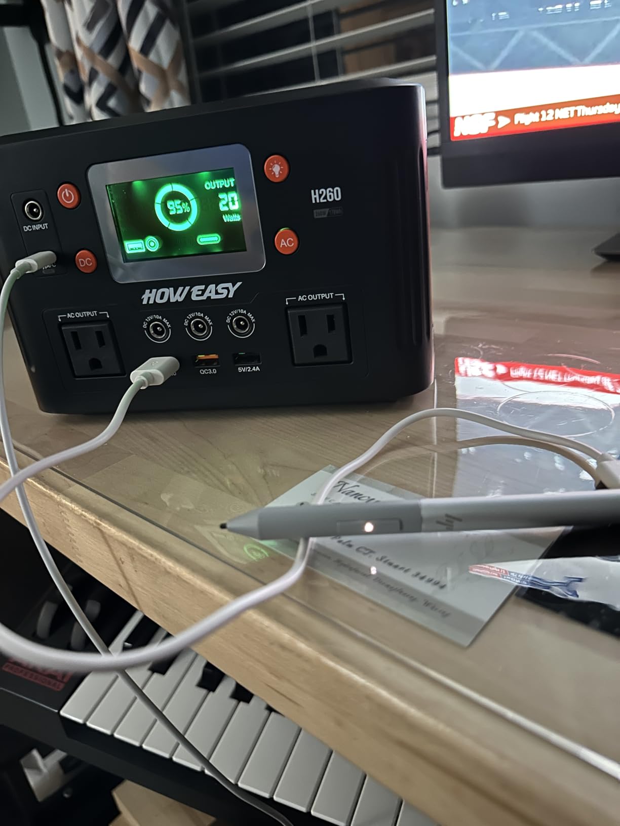 HOWEASY Portable Power Station, 135W (270W Peak) Solar Generator, Power Bank with AC Outlet and 65W PD Output, 98Wh Lithium Battery Backup with LED Light for Camping, Home Backup Outdoor Emergency customer photo 2