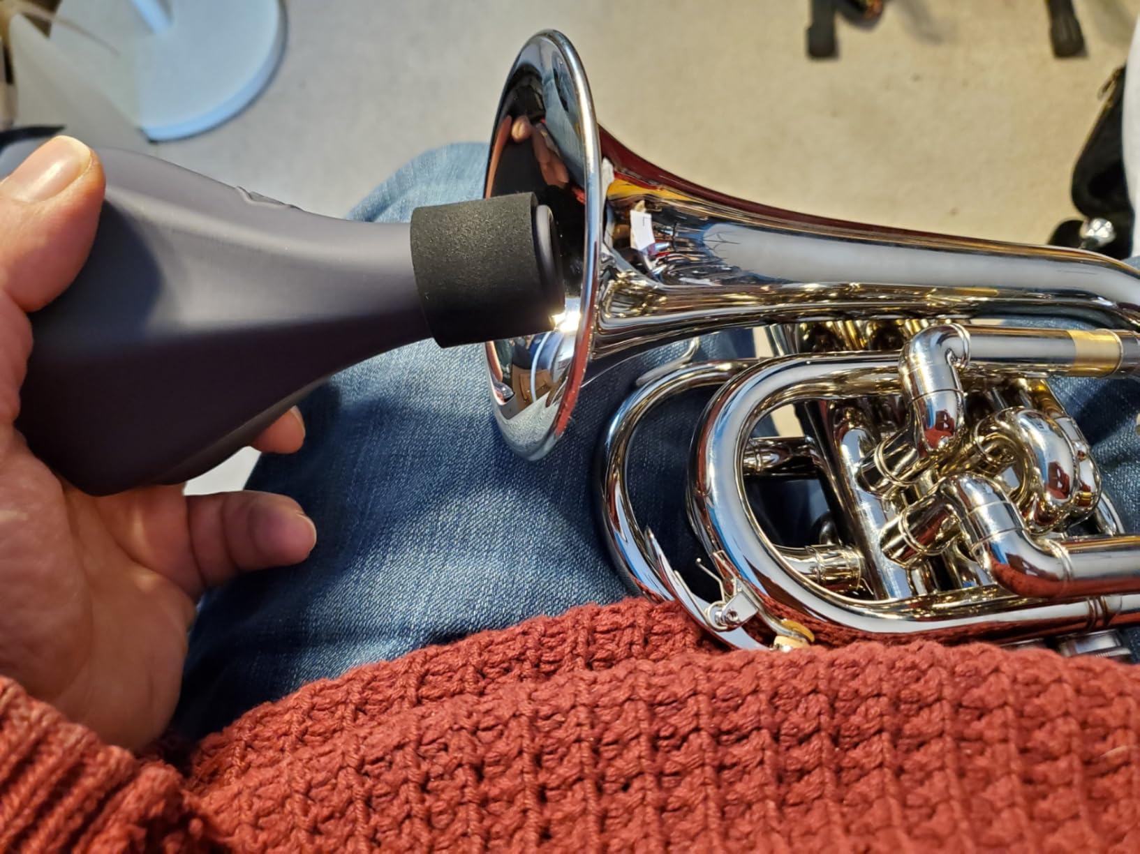 Trumpet Practice Mute - Ultra-Quiet, Lightweight 3-in-1 Capsule (Silencer, Blowing, Tone) - QooMute (Midnight - Gray) customer photo 2