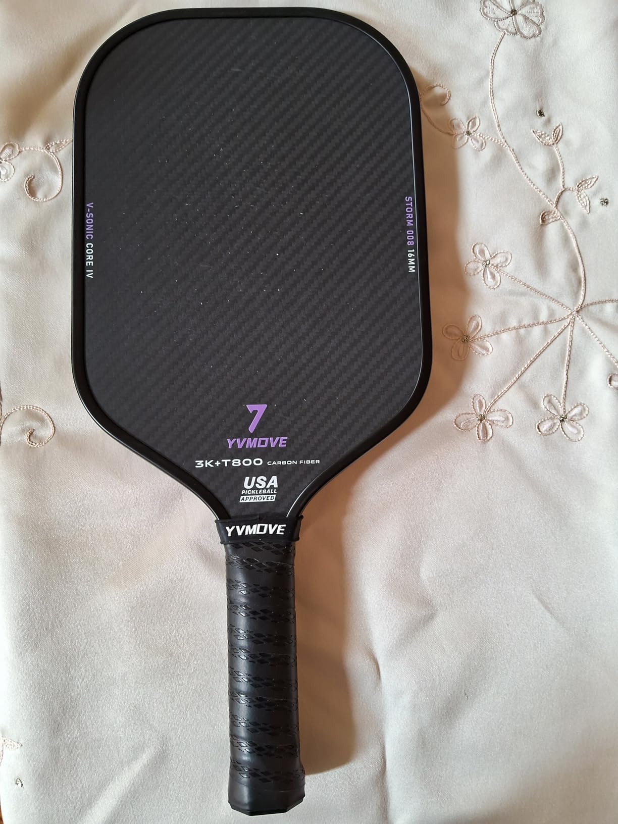 YVmove T800 Carbon Fiber Pickleball Paddle with 16mm Dynamic Core, Premium Thermoformed Unibody, Elongated Shape, USAPA Approved customer photo 1