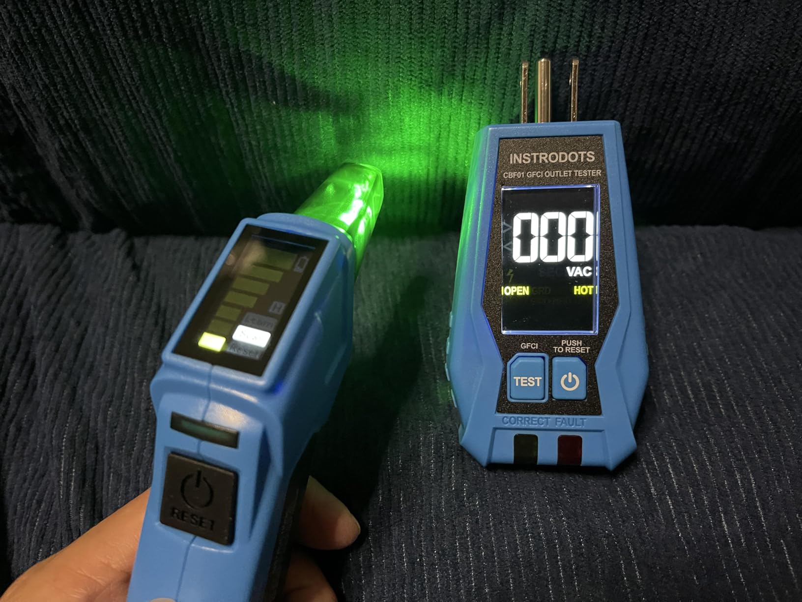 Circuit Breaker Finder, Digital Breaker Finder with GFCI Outlet Tester, AC 90-135V Electrical Circuit Tracer with Buzzer Alarm & Color LCD Display, Includes Batteries & Carrying Case customer photo 2