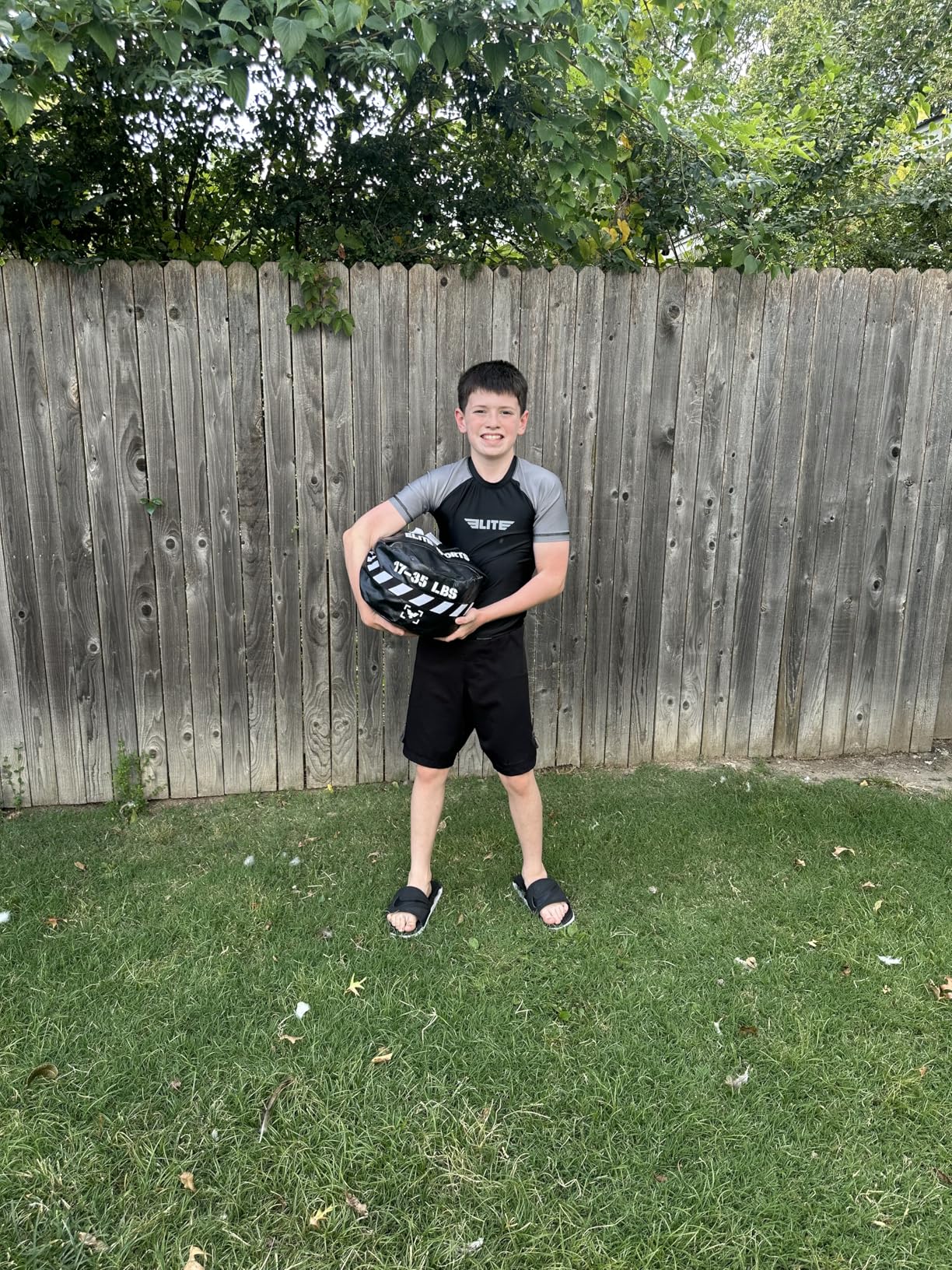 Elite Heavy-Duty Strongman Workout Sandbag customer photo 2