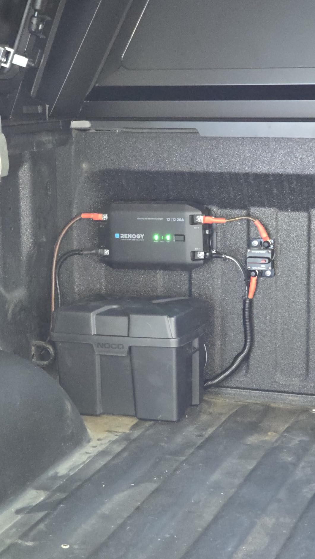 RENOGY REGO 12V 20A DC-DC Battery Charger with LiFePO4 Activation, Waterproof Smart Battery Charger Compatibility with Flooded, Gel, AGM, and Lithium Batteries for RV Marine Truck All Weather customer photo 1