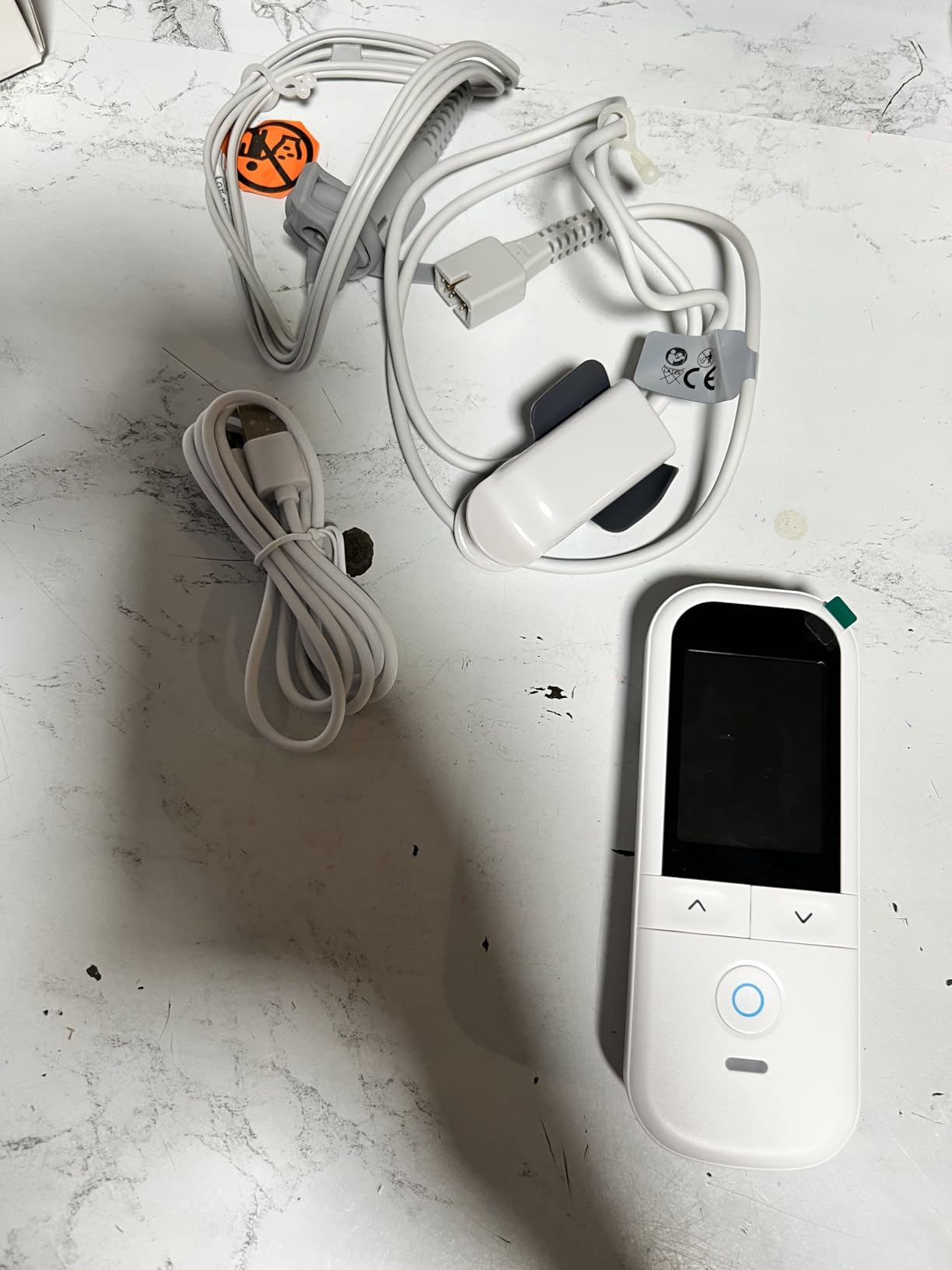 Handheld Pulse Oximeter for Baby and Adults, Fast SpO2 Reading Oximeters Accurate Infants Oxygen Saturation Monitor with Alarm Toddler Adjustable Rechargeable Continuous Monitoring Overnight for Family customer photo 2