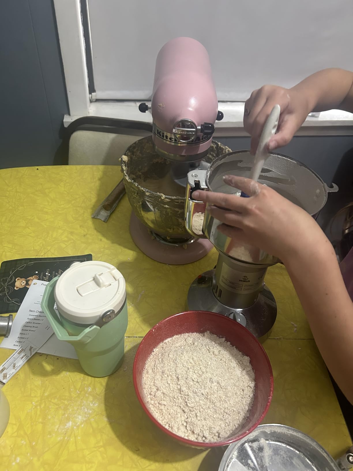 Electric Grain Mill 750g, Flour Grinder Mill Stainless Steel for Home, Counter Grain Grinder for Wheat Berry, Rice, Corn, Herbs, Spices customer photo 1