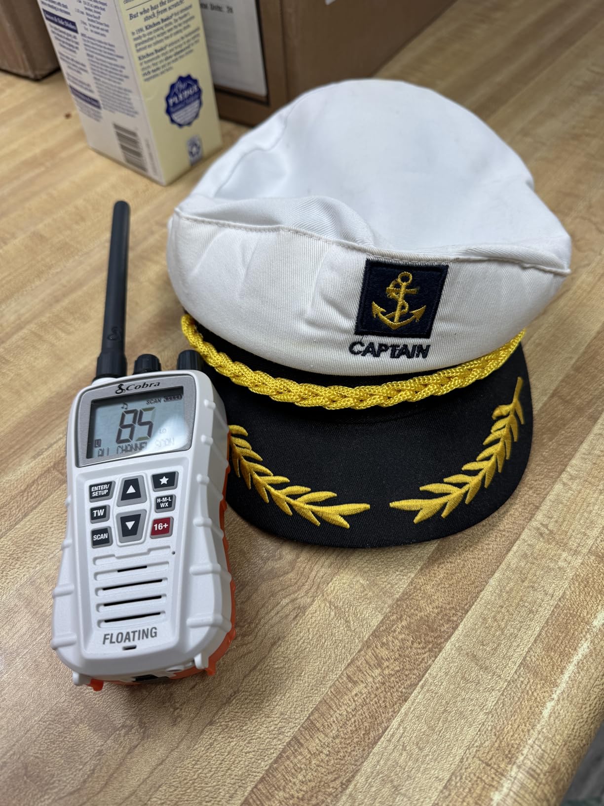 Cobra BlueBound 350 VHF Handheld Marine Radio - White - 6-Watt, Floating, Long Range, NOAA Weather Alerts, International Functionality, IPX7 Waterproof, USB-C, Submersible, LCD Screen, Belt Clip customer photo 1