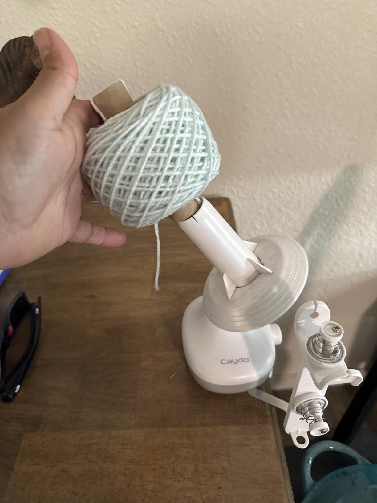 Caydo Electric Yarn Winder, Automatic Yarn Cake Winder with Dual Tension Spring Stepless Speed, Compact 7oz Portable (White) customer photo 1