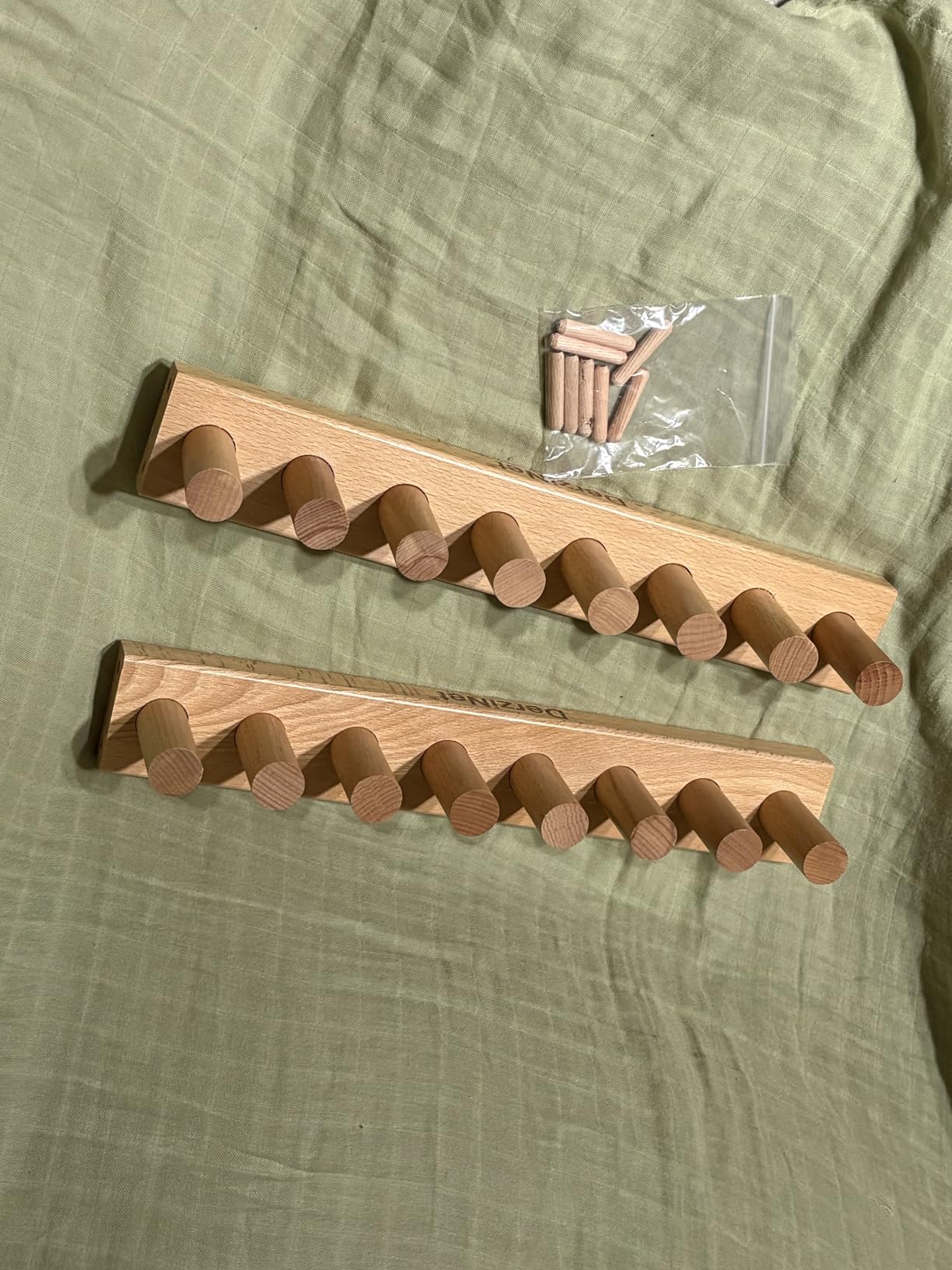 Wooden Knitting Loom for Chunky Blanket, Beech Wood Expandable No Needle Knitting Frame, 31.5 Inch Extra Long DIY Peg Loom with 8 Wooden Connectors for Thick Yarn customer photo 1