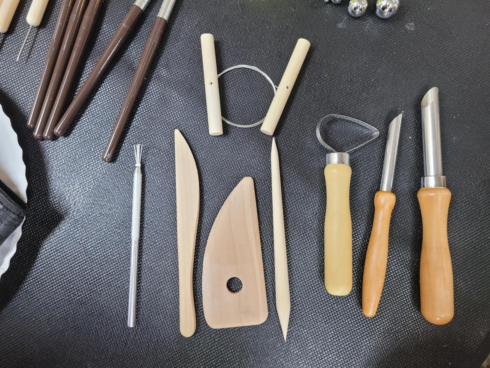 36 PCS Clay Tool, Clay Sculpting Tools Kit, Pottery Tools Can be Used for Stippling, Carving, Molding, and Shaping Clay Crafts, for Beginners, Hobbyists, Artists customer photo 2