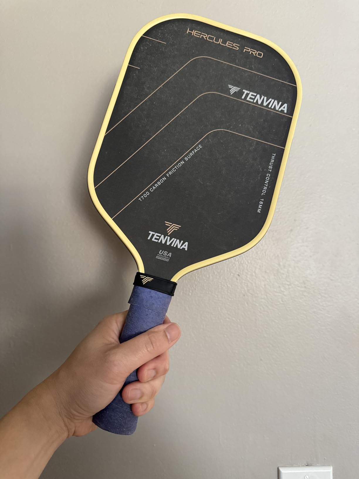 TENVINA Pickleball Paddles, Thermoformed T700SC Carbon Fiber Pickleball Paddle, USAPA Approved with Dominant Power and Larger Sweet Spot customer photo 2