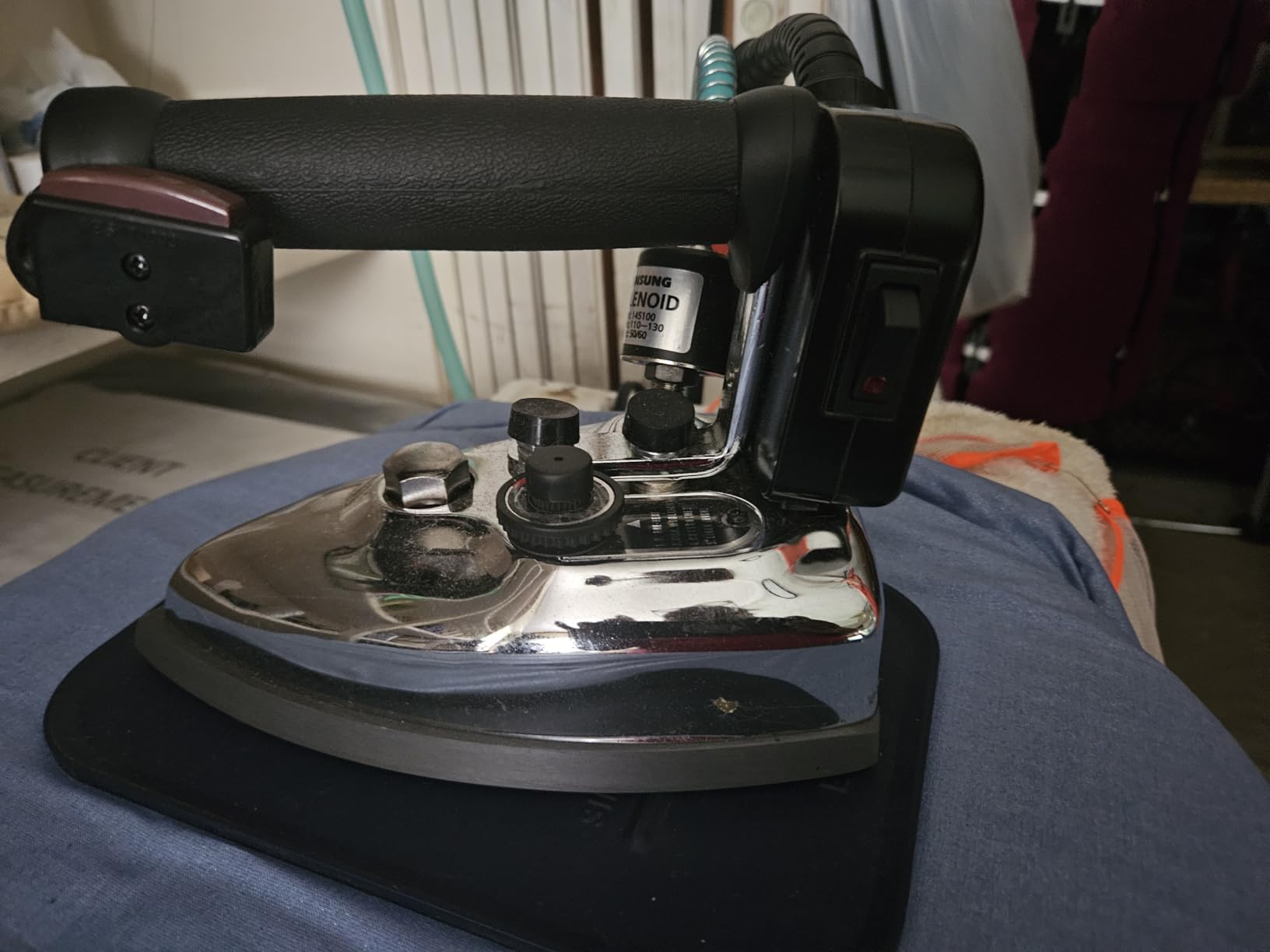 Silver Star Gravity Feed Tailor's Steam Iron customer photo 1