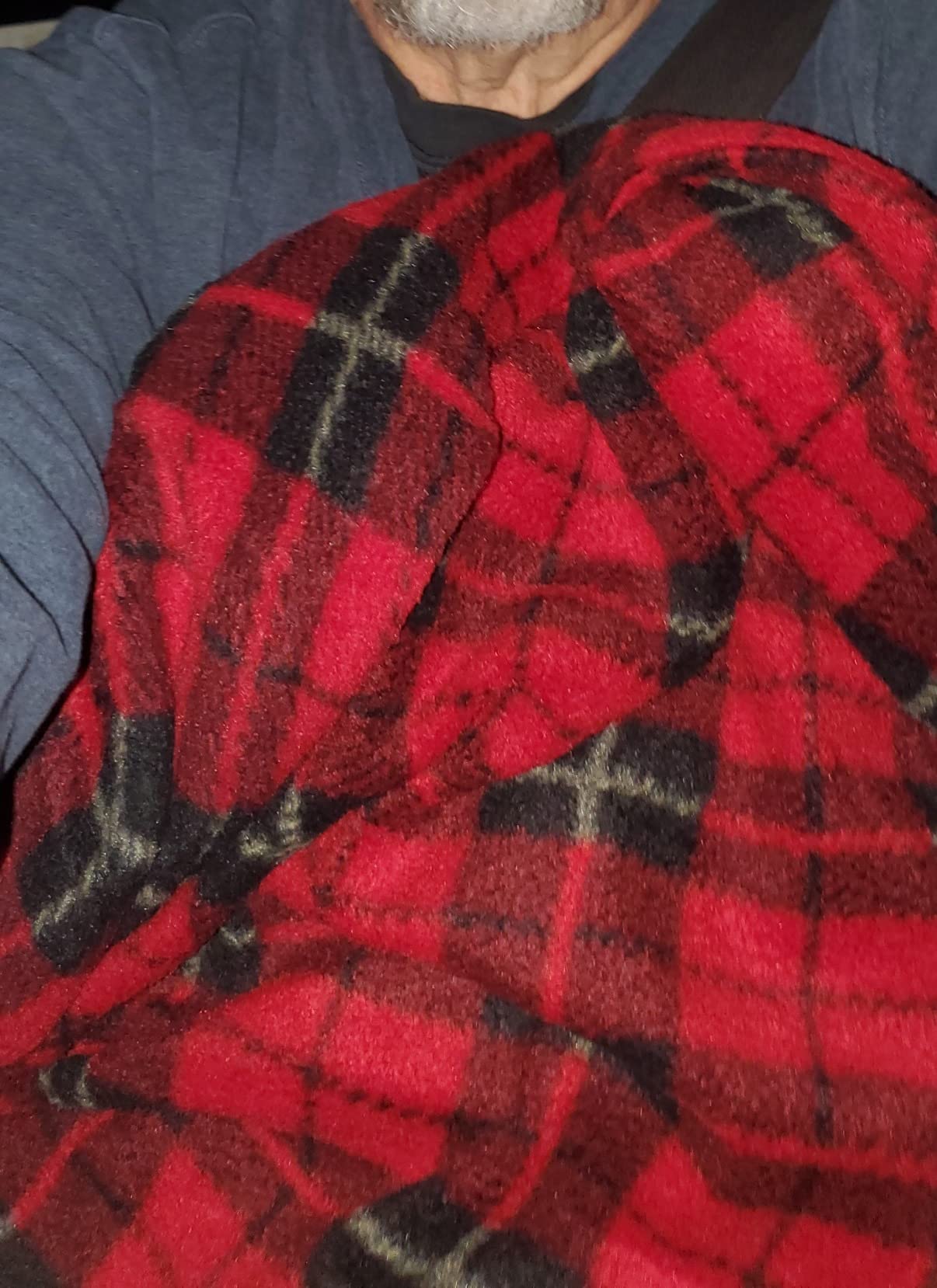 Trillium Worldwide TWI-2001 Heated Fleece Travel Electric Blanket - 12 Volt - Red Plaid customer photo 2