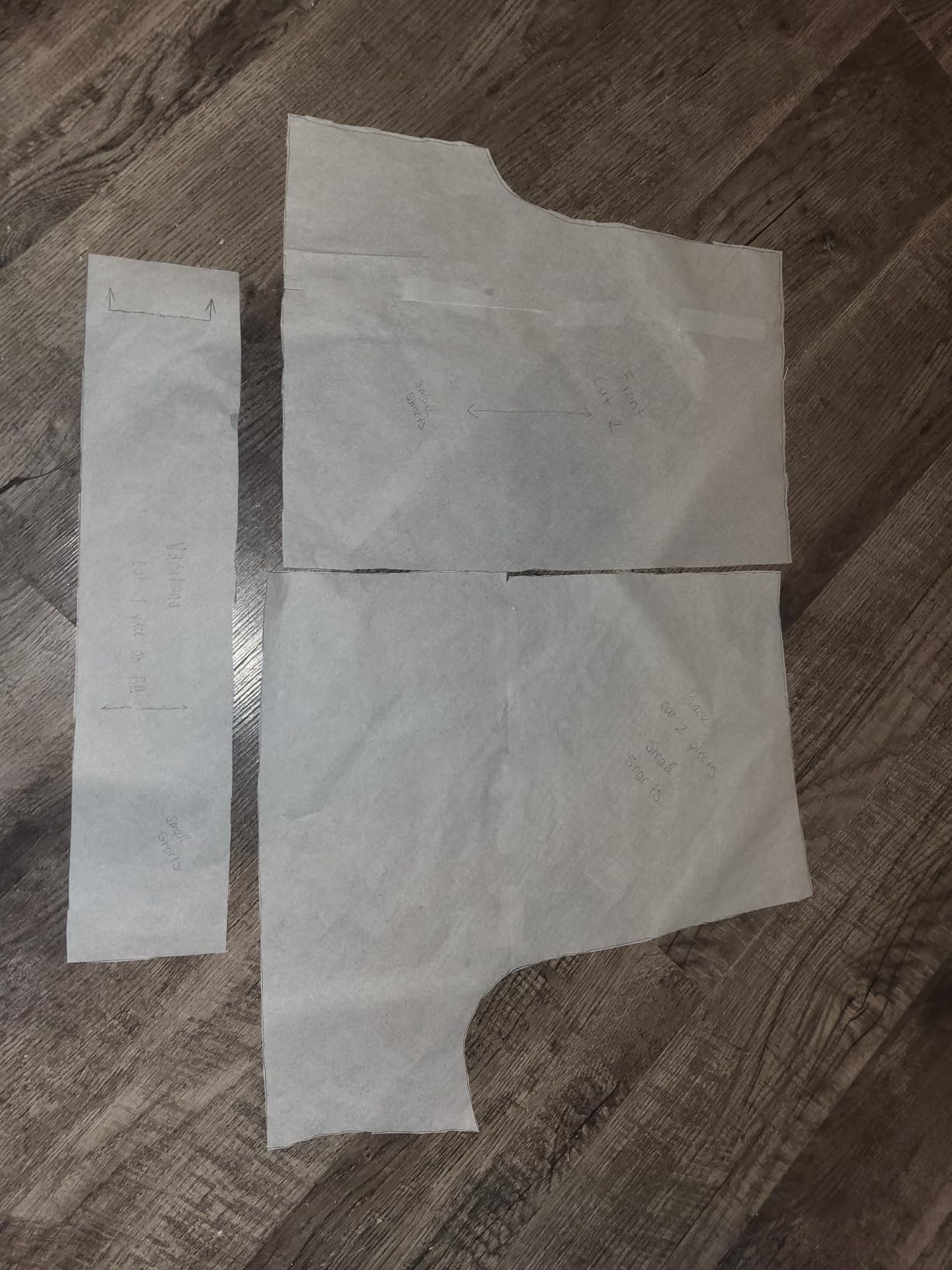 Bienfang Sketching and Tracing Paper Roll, White, 12 Inches x 50 Yards - for Drawing, Trace, Sketch, Sewing Pattern customer photo 1