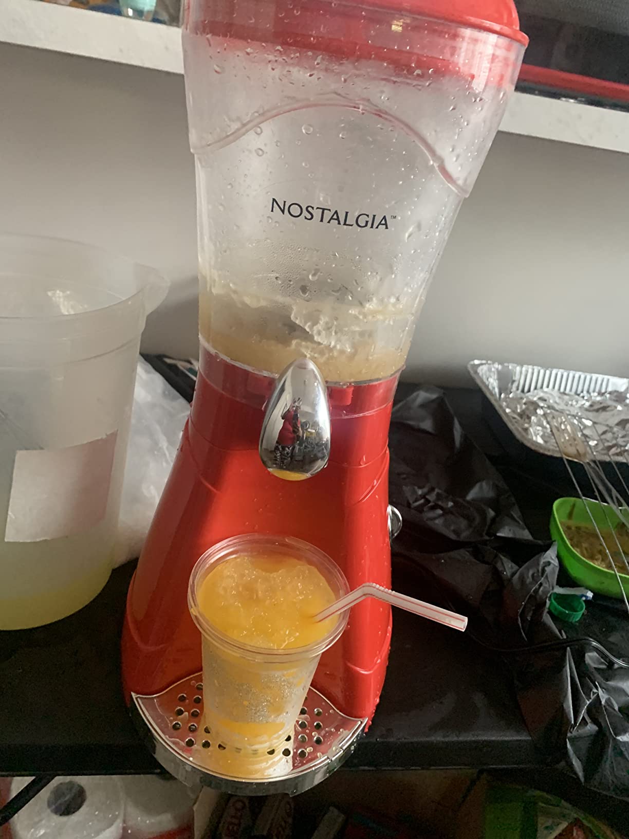 Nostalgia Margarita Machine - Blender for Smoothies, Margaritas, Daiquiris, and Slushies - Red - 64-Ounce customer photo 2