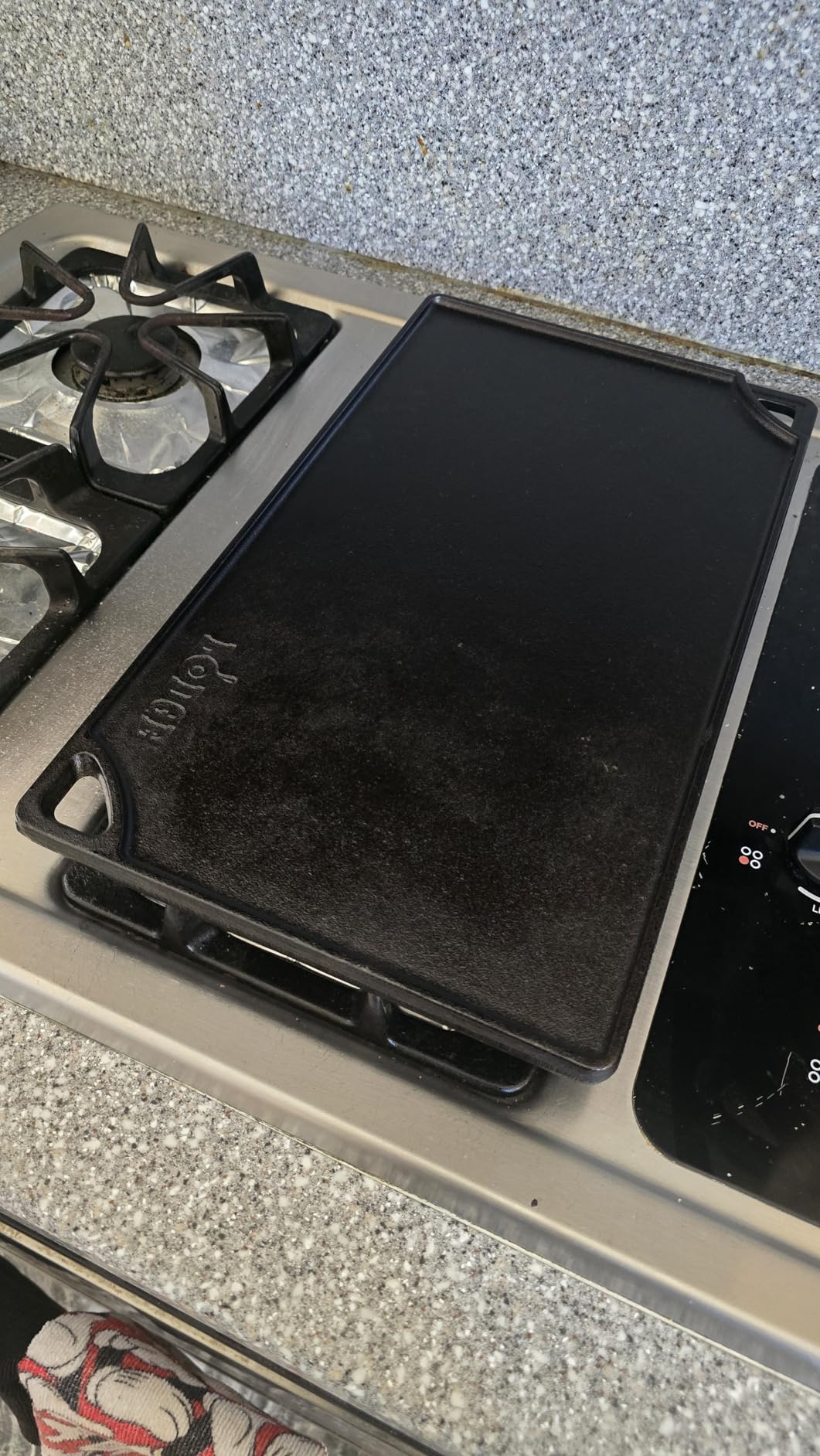 Lodge Reversible Cast Iron Grill/Griddle Pan 16.75 x 9.5 - Pre-Seasoned Dual-Sided Double Burner for BBQ, Eggs, Pancakes, Burgers - PFAS Free Cookware - Flat Top Plate for Oven, Grill, & Campfire customer photo 1