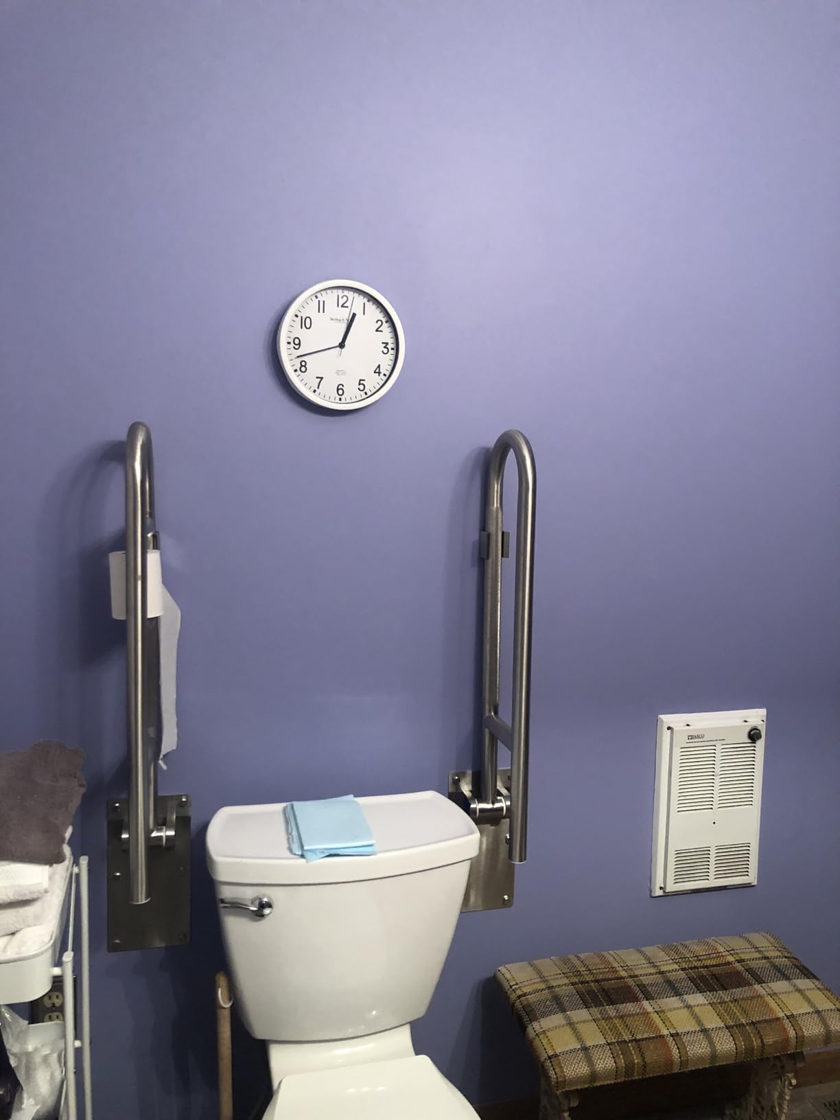 Moen Home Care Bathroom Safety 30 Inch Stainless Steel Flip Up Bathroom Grab Bar with Textured Grip, Elderly Assistance Product, Handicap Accessories for Daily Living, R8960FD customer photo 2