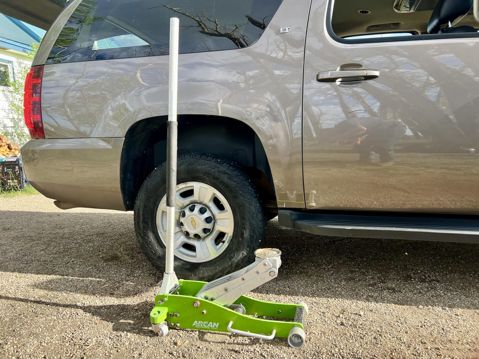 ARCAN 3-Ton Aluminum Low Profile Floor Jack, Model A20019 customer photo 2