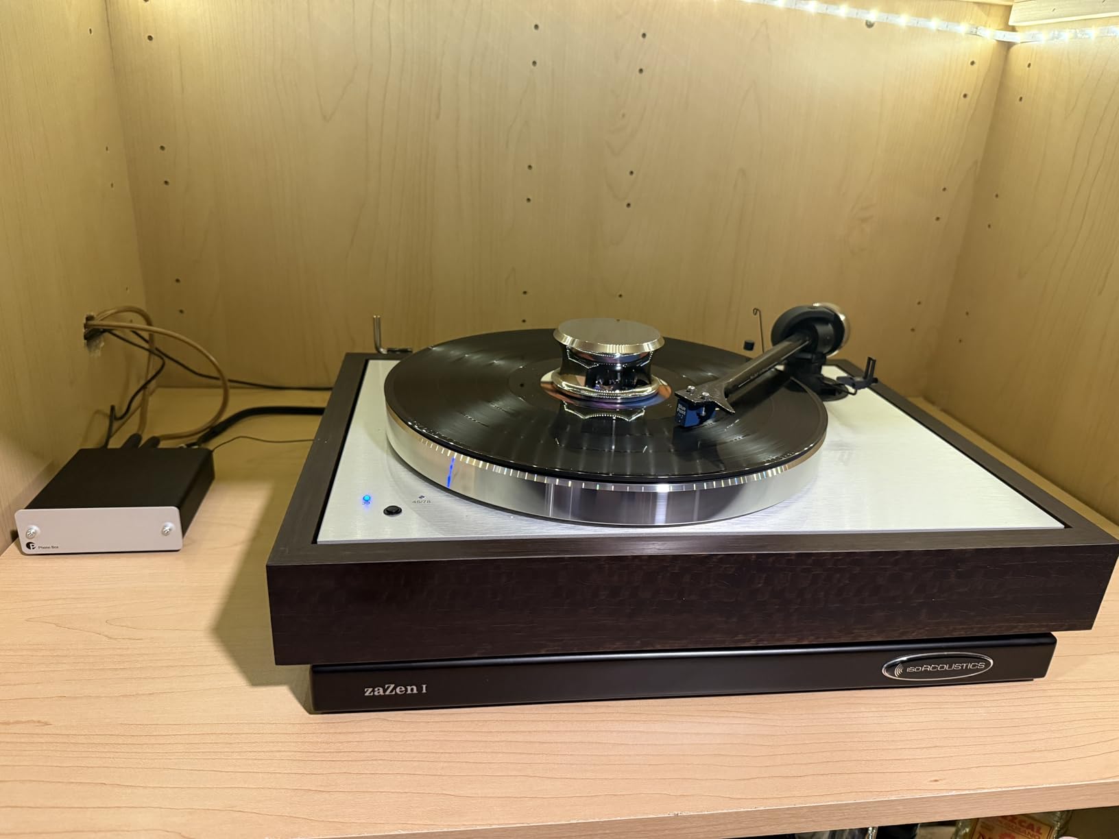 Pro-Ject Phono Box DC MM/MC Phono Preamp with Line Output (Silver) customer photo 2