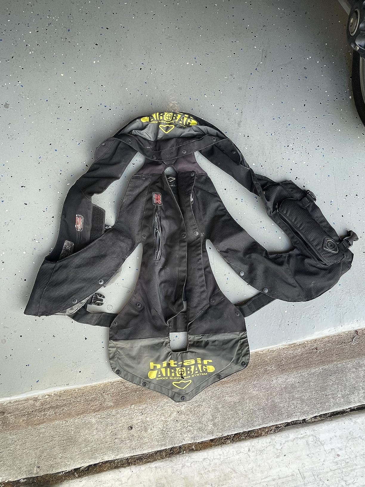 Hit-Air MLV Airbag Vest - Motorcycle Safety Vest with Automatic CO2 Deployment - Lightweight, Reusable, Adjustable Fit - Unisex Protective Riding Harness customer photo 2