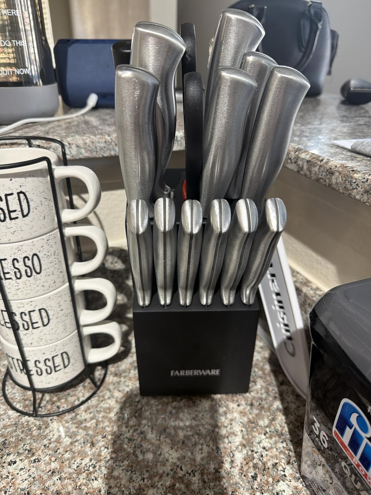 Farberware 15-Piece Kitchen Knife Set, High-Carbon Stainless Steel Blades with Wood Block, Steak Knives, Sharpening Tool & All-Purpose Shears, Razor Sharp, Ergonomic Stainless Steel Handles customer photo 1