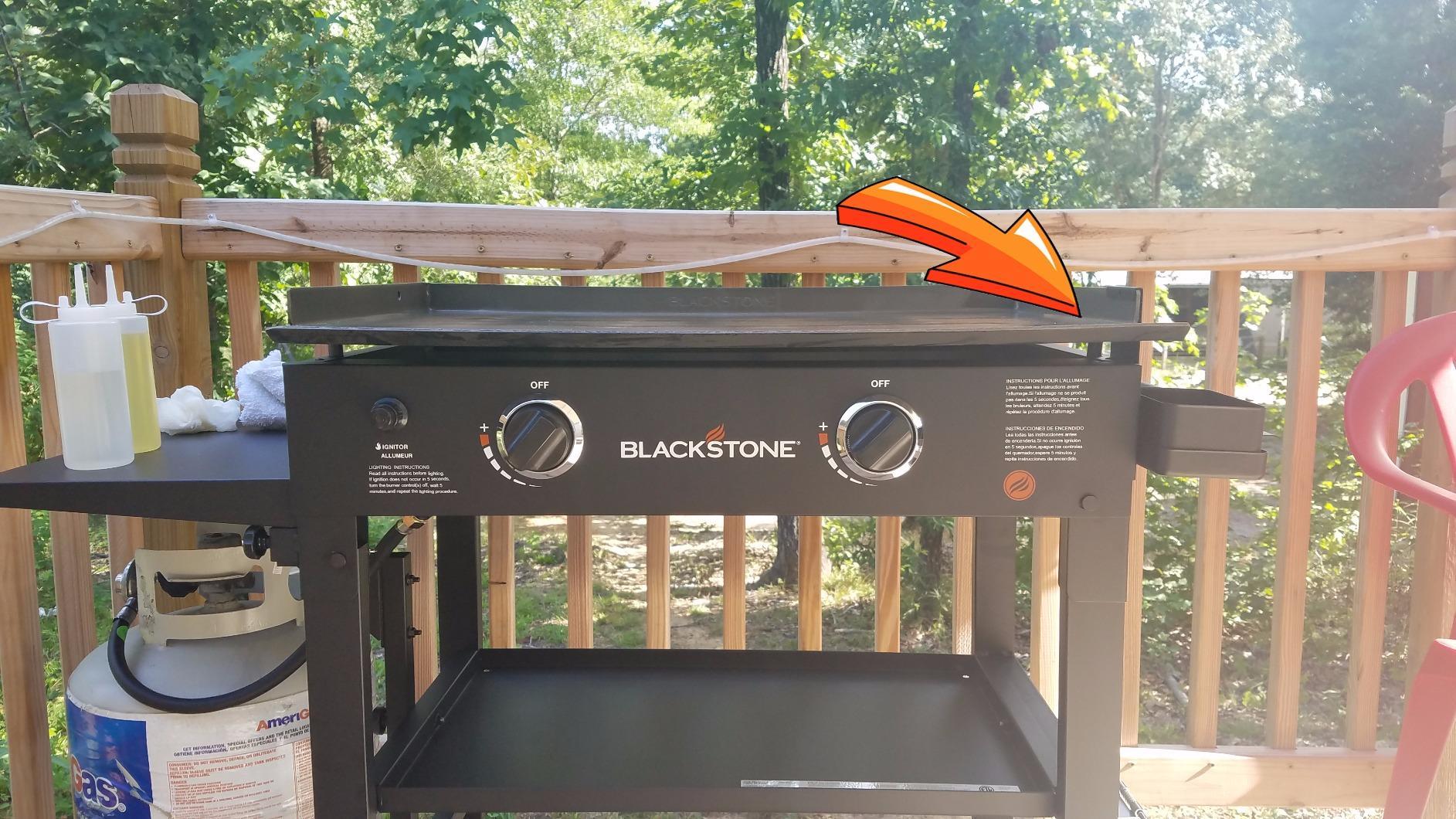 Blackstone 28-Inch Flat Top Gas Grill Griddle, 2 Burner Propane, Rear Grease Management System customer photo 1