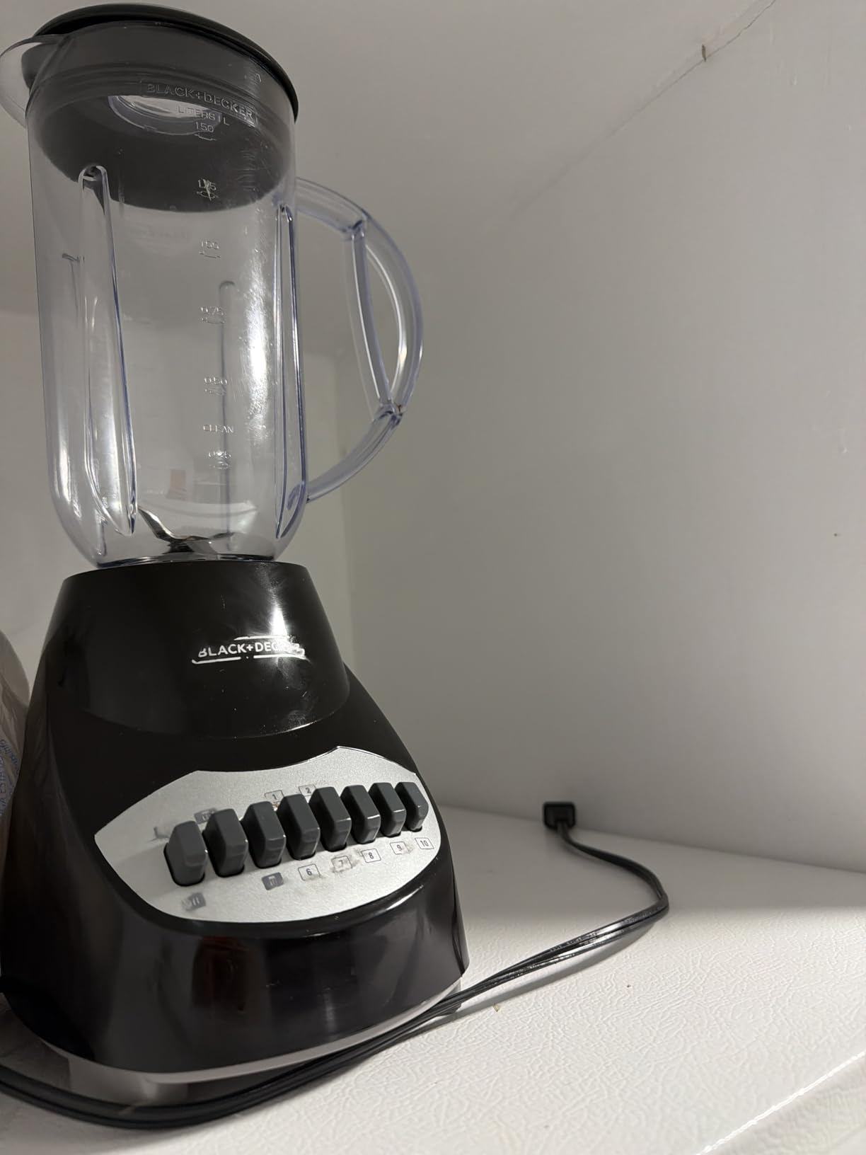 BLACK+DECKER Crush Master Blender, 10-Speeds with Stainless Steel Blades, Black, BL2010BP customer photo 1