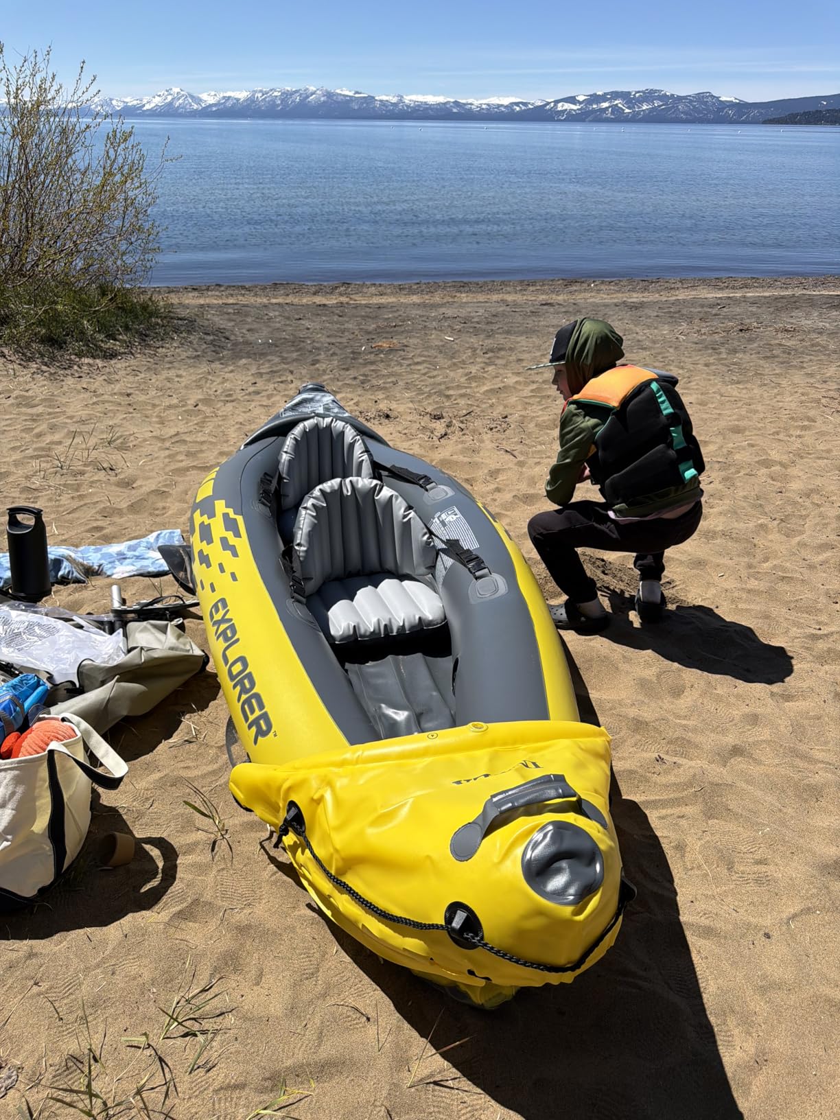 Intex 68307EP Explorer K2 Inflatable Kayak Set: Includes Deluxe 86in Aluminum Oars and High-Output Pump - SuperStrong PVC - Adjustable Seats with Backrest - 400lb Weight Capacity customer photo 2