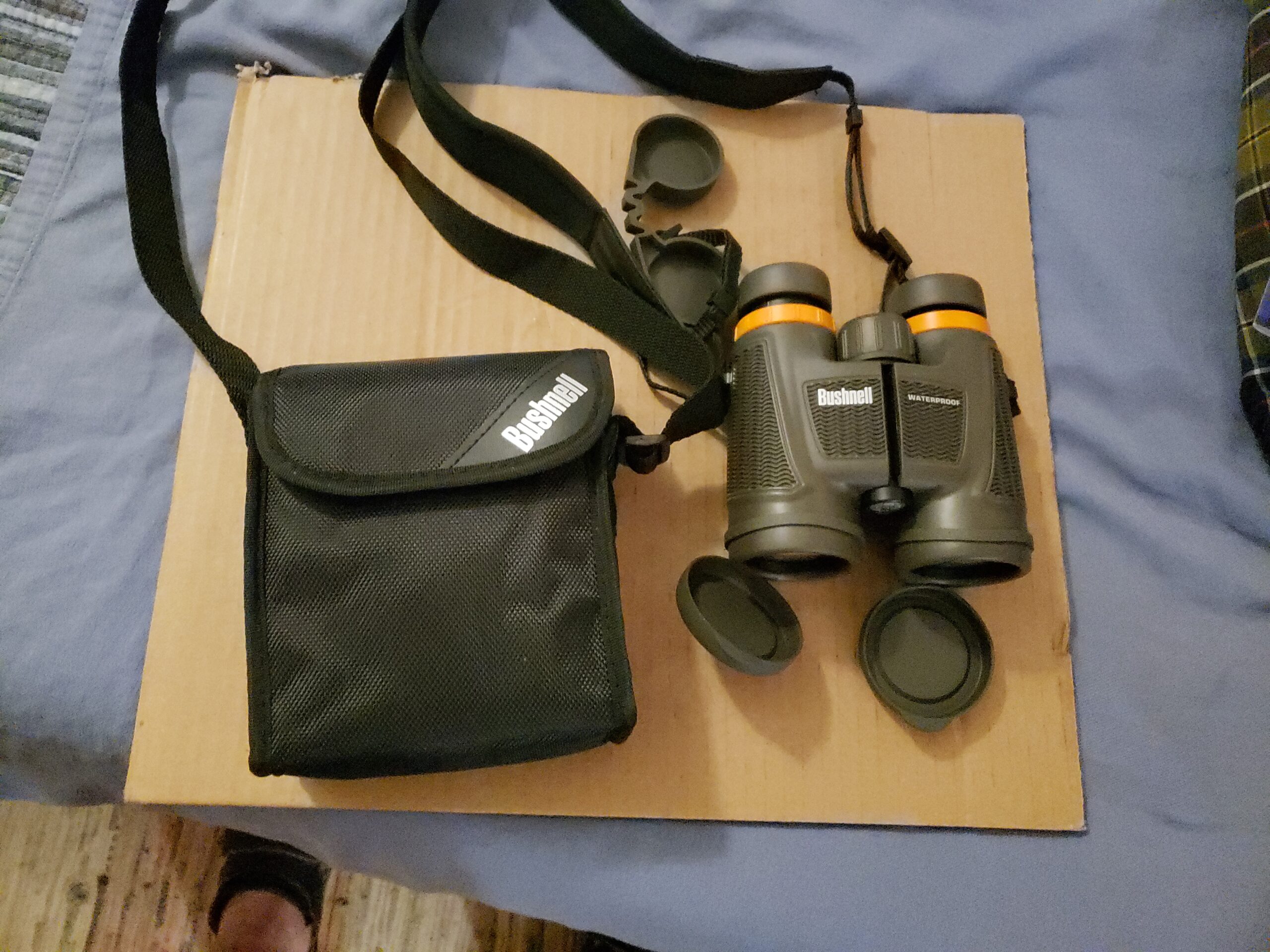 Bushnell H2O Xtreme Binoculars, Fully Multi-Coated, Waterproof IPX7, 10x42, 181042C customer photo 2