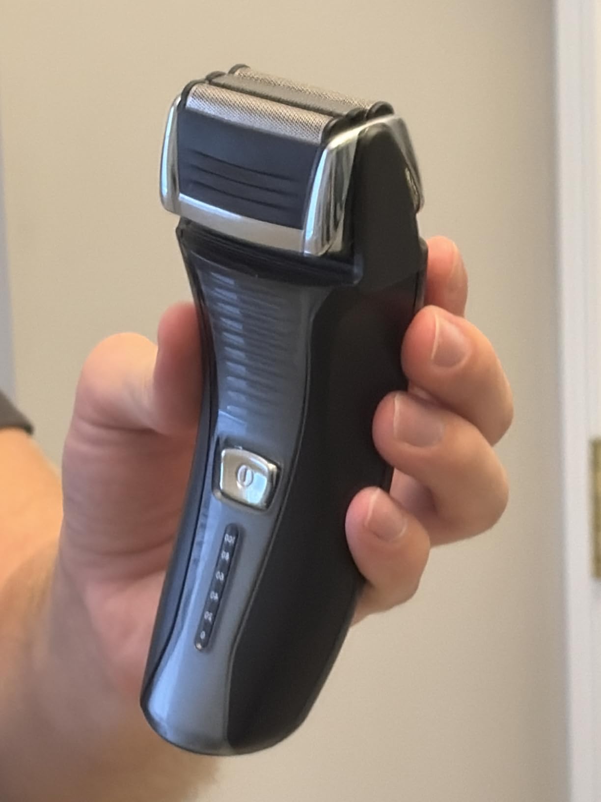 Remington F5 Power Series Foil Shaver for Men, Cordless Rechargeable Razor customer photo 2