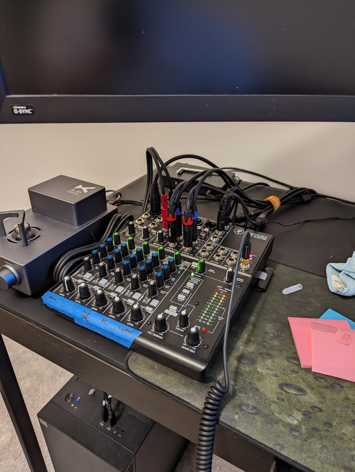 Mackie VLZ4 Series, 16-channel, Compact Mixer with Ultra-wide 60dB gain range and 10 Onyx Mic Preamps (1642VLZ4) customer photo 1