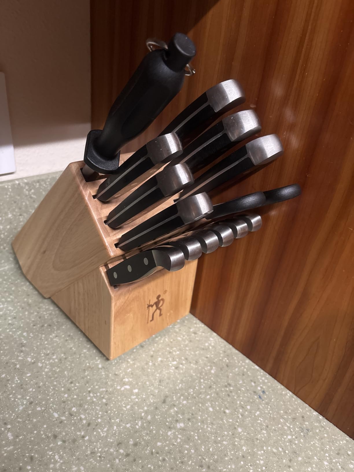 HENCKELS Statement Premium Quality 15-Piece Knife Block Set, Natural, Razor-Sharp, German Engineered customer photo 1