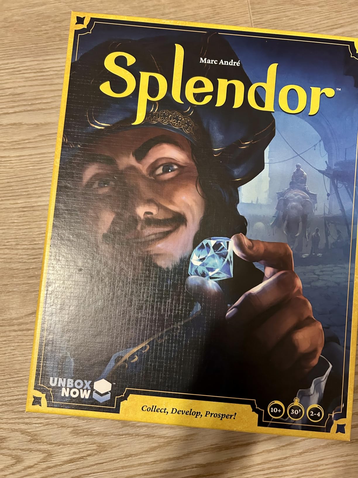 Asmodee Splendor Board Game - Gem Trading & Engine-Building Strategy for Adults & Families, 2-4 Players Ages 10+ customer photo 1