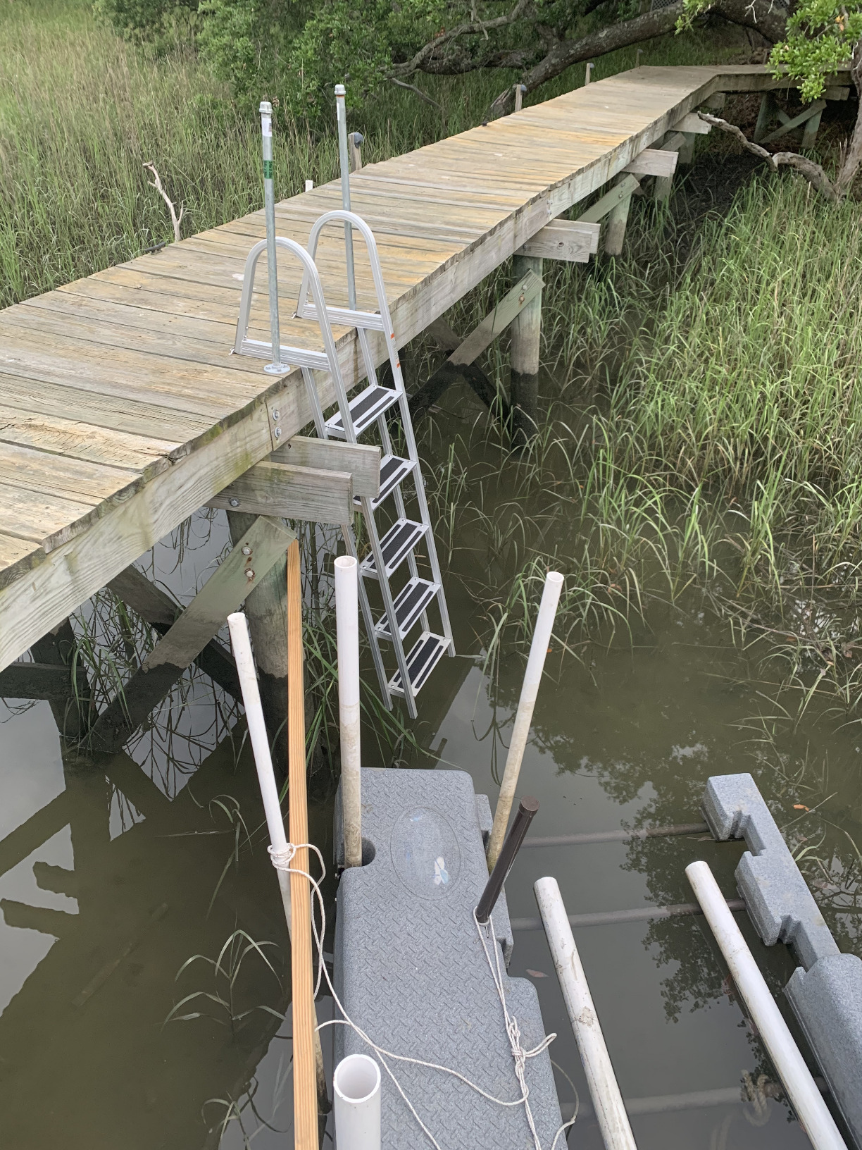 RecPro 3-Step Marine Boarding Ladder | Removable Aluminum customer photo 2