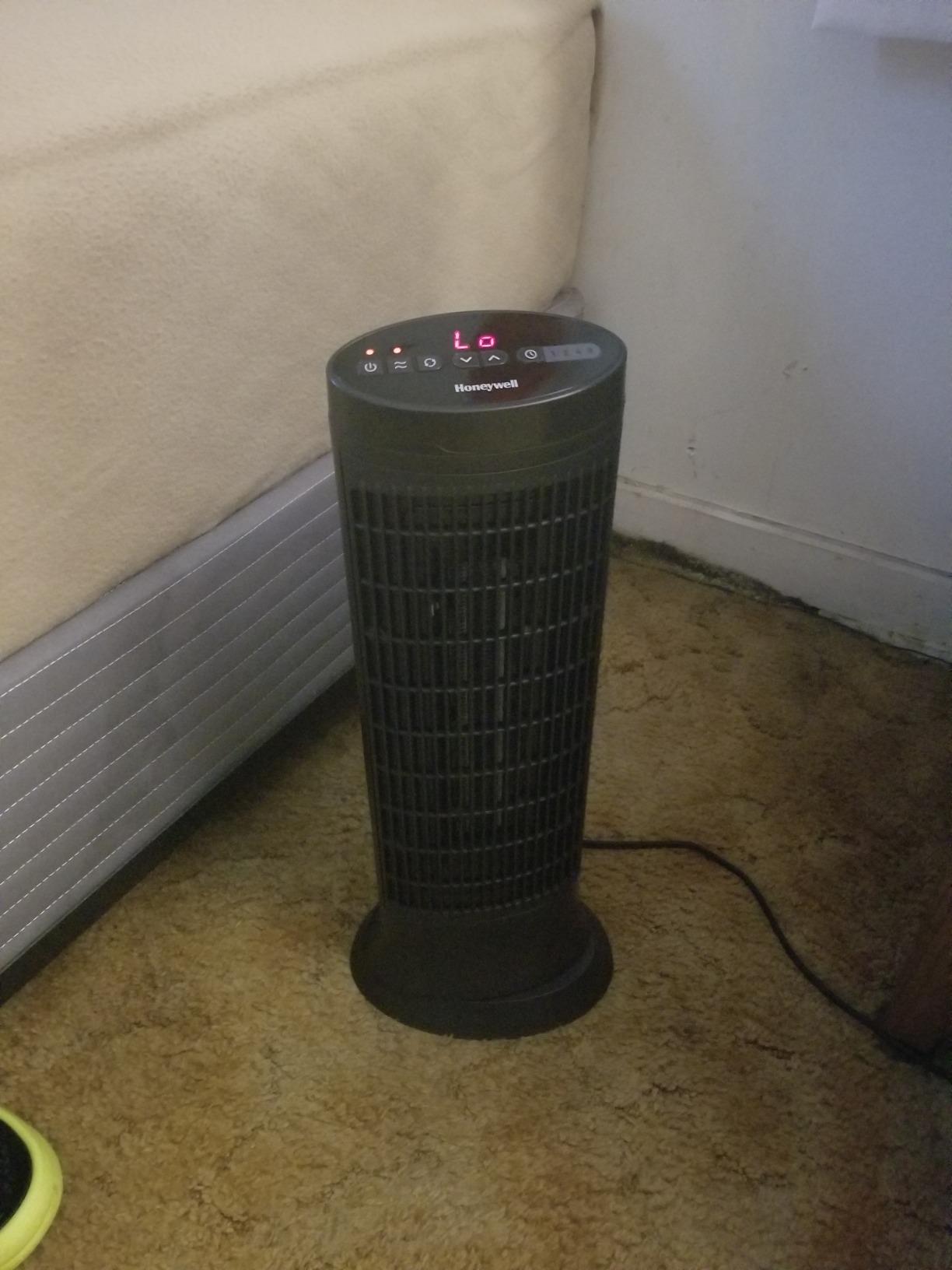 Honeywell Digital Ceramic Tower Heater, 1500 Watt, Oscillating Ceramic Space Heater with Thermostat, Two Heat Settings, Medium Room, Black customer photo 2